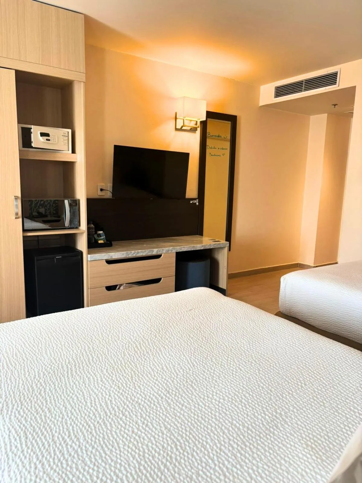 Bed in Fairfield Inn & Suites by Marriott Villahermosa Tabasco