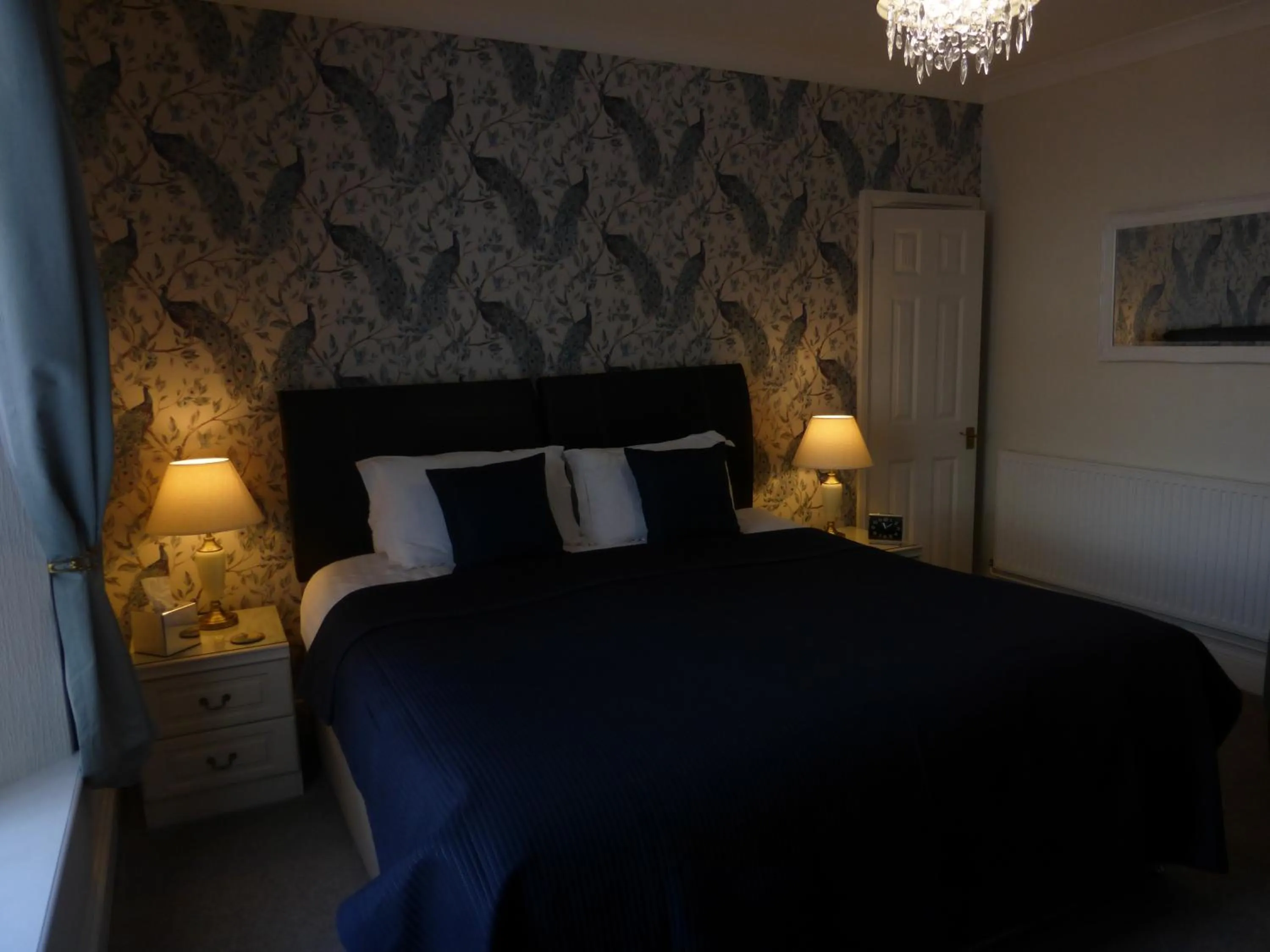 Bedroom, Bed in Blenheim House