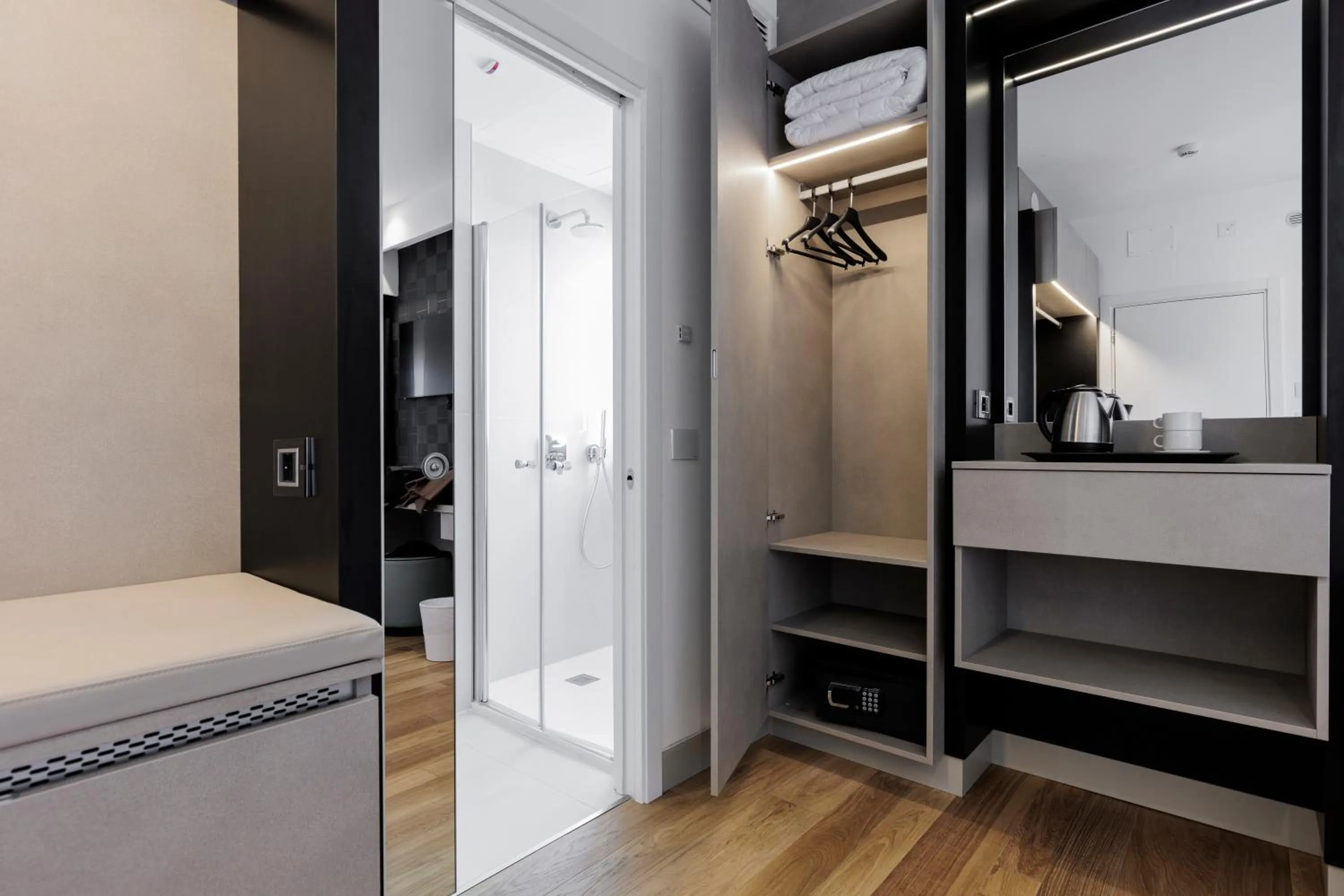 Bedroom, Bed in Mh Florence Hotel & Spa