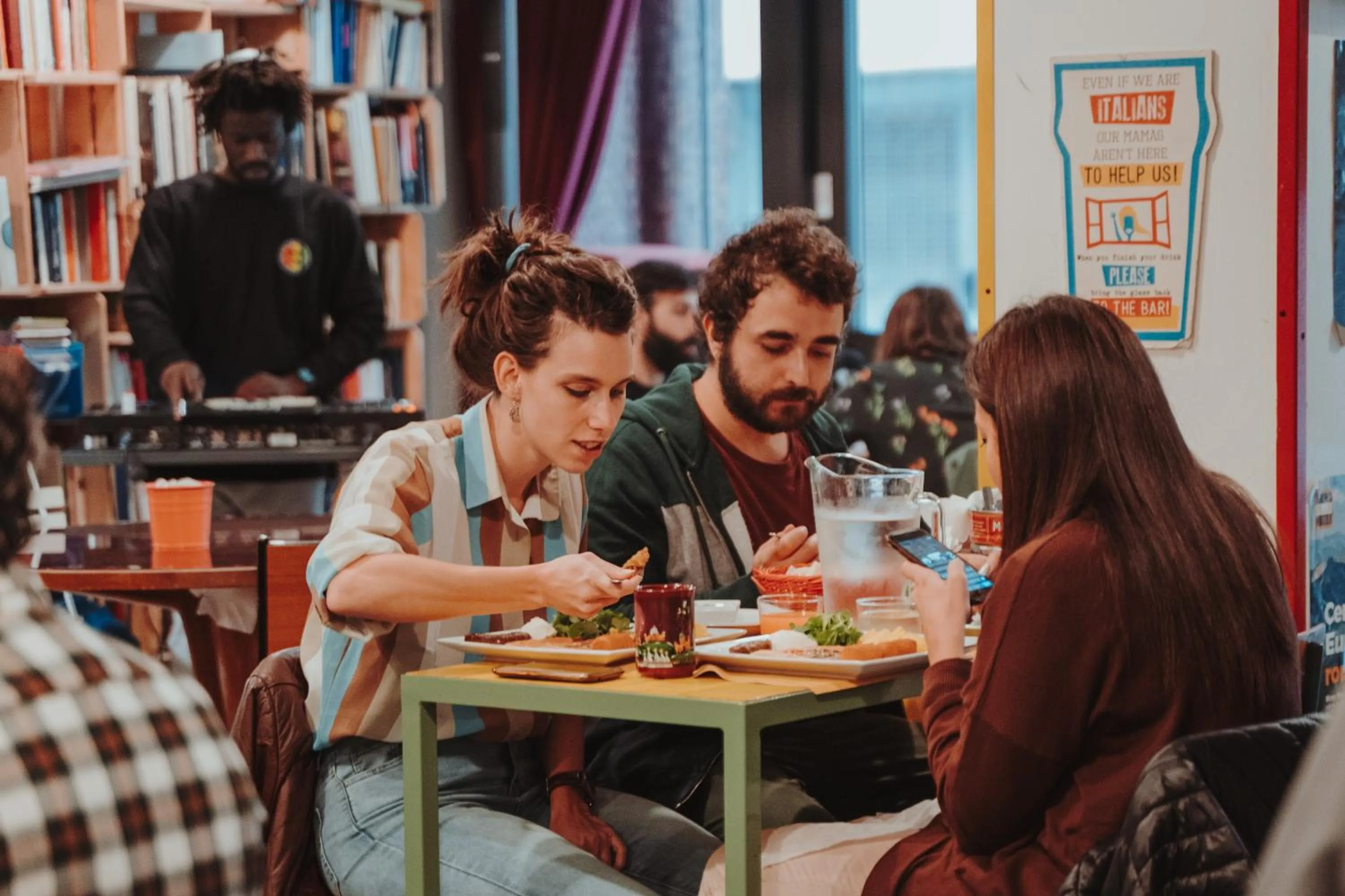 Restaurant/places to eat in Ostello Bello Milano Duomo