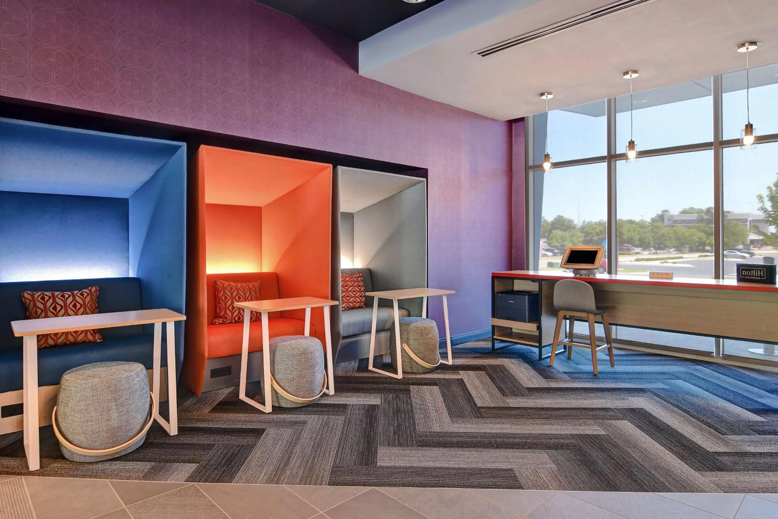 Lobby or reception in Tru by Hilton Lithia Springs, GA