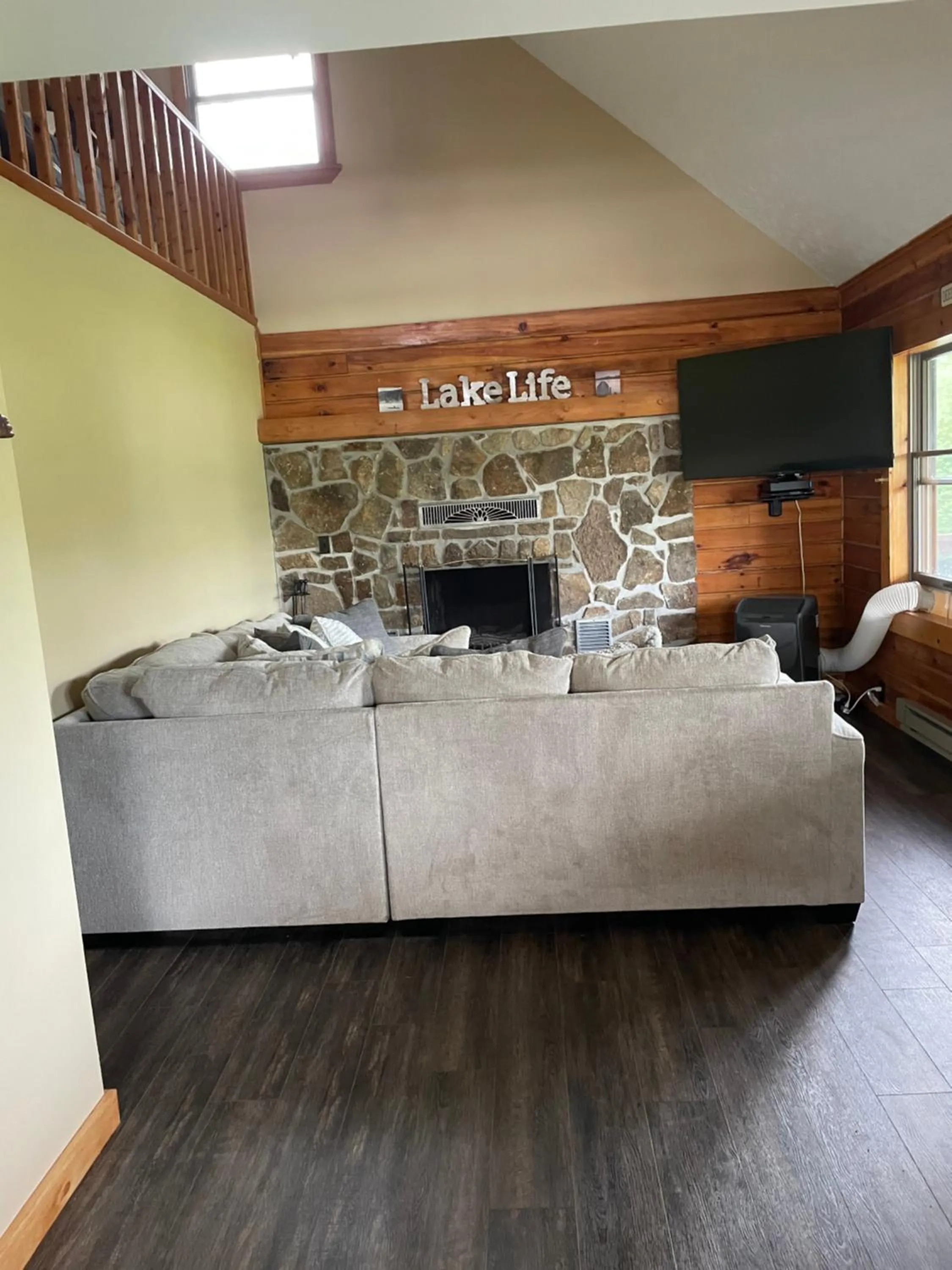 Living room in Rough Cut Lodge