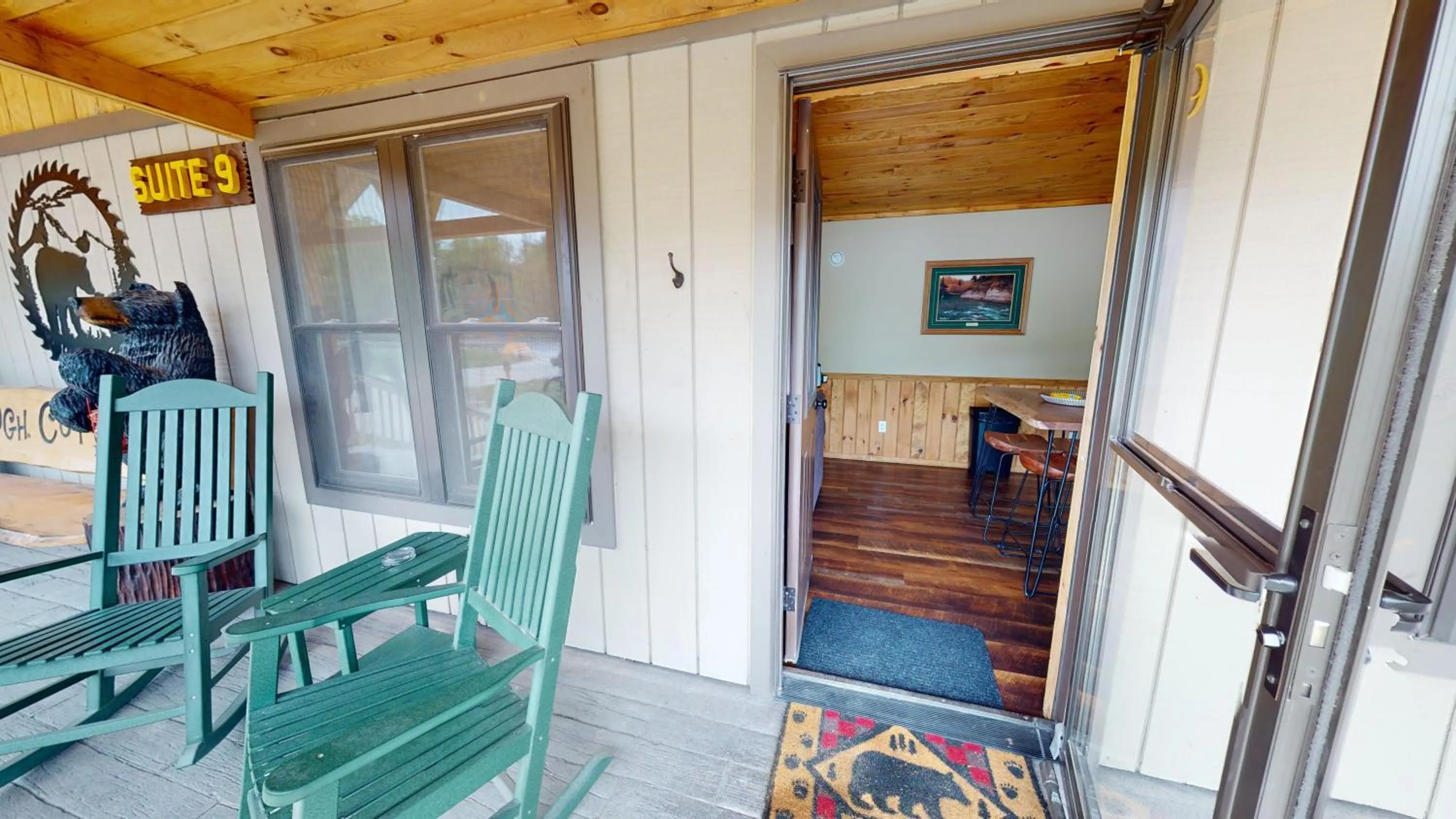 Seating area in Rough Cut Lodge