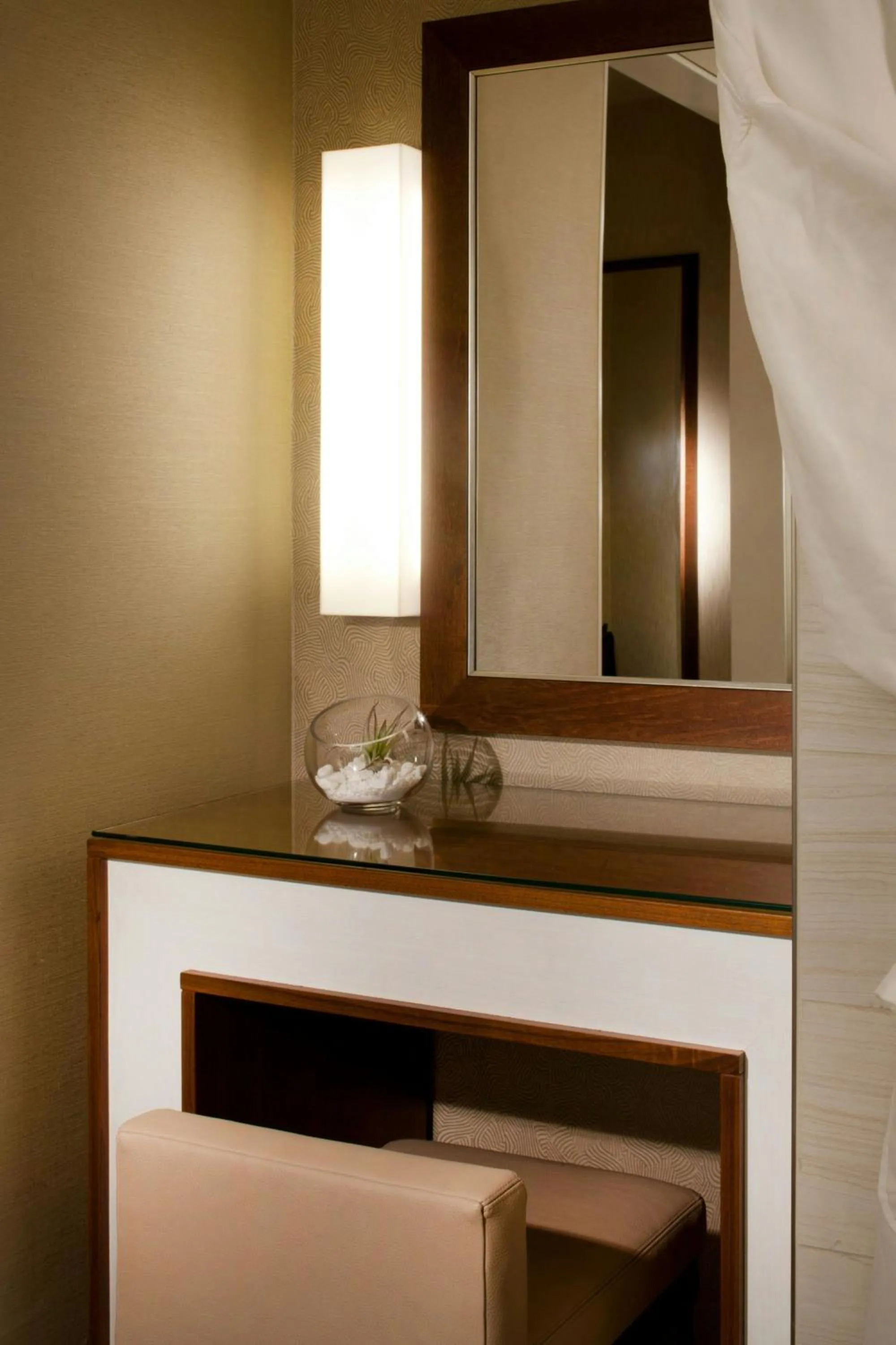 Photo of the whole room in The Westin Dallas Downtown