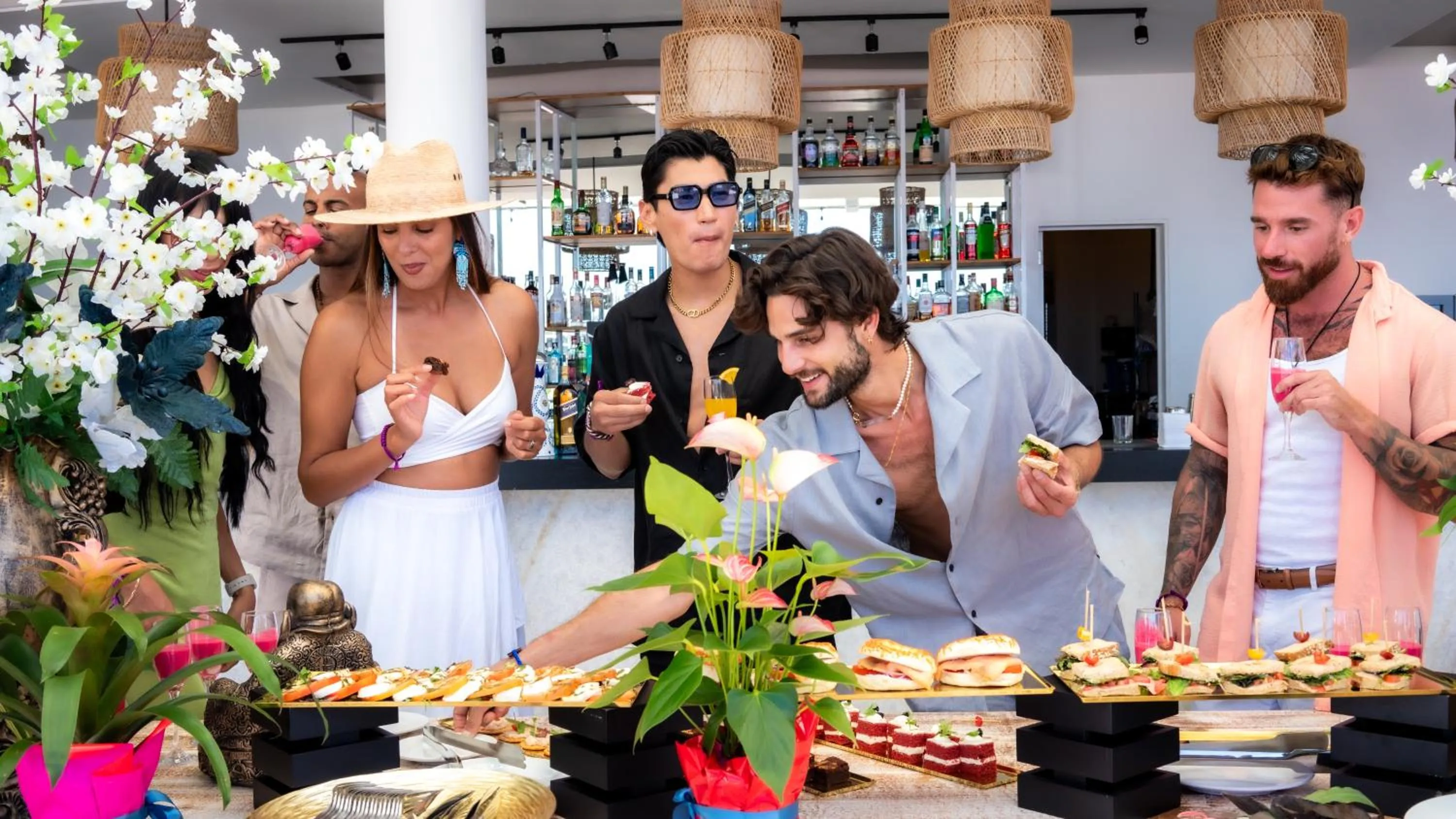 Restaurant/places to eat in Almar Resort Luxury LGBT Experience by Mantamar Beach Club
