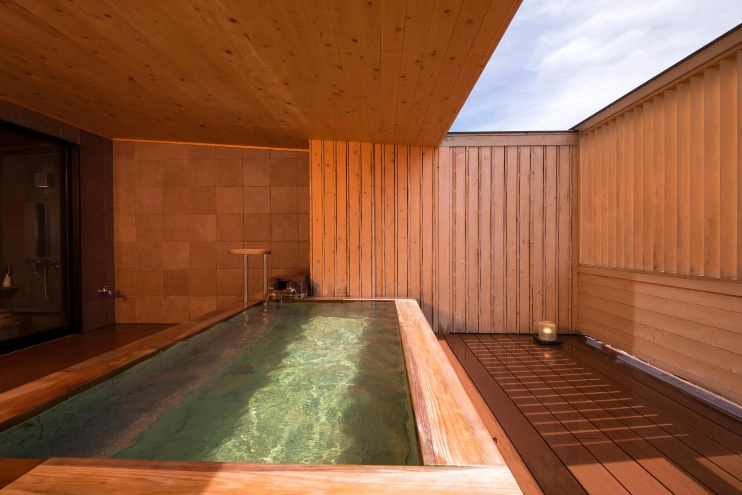 Hot Spring Bath in Umiusagi