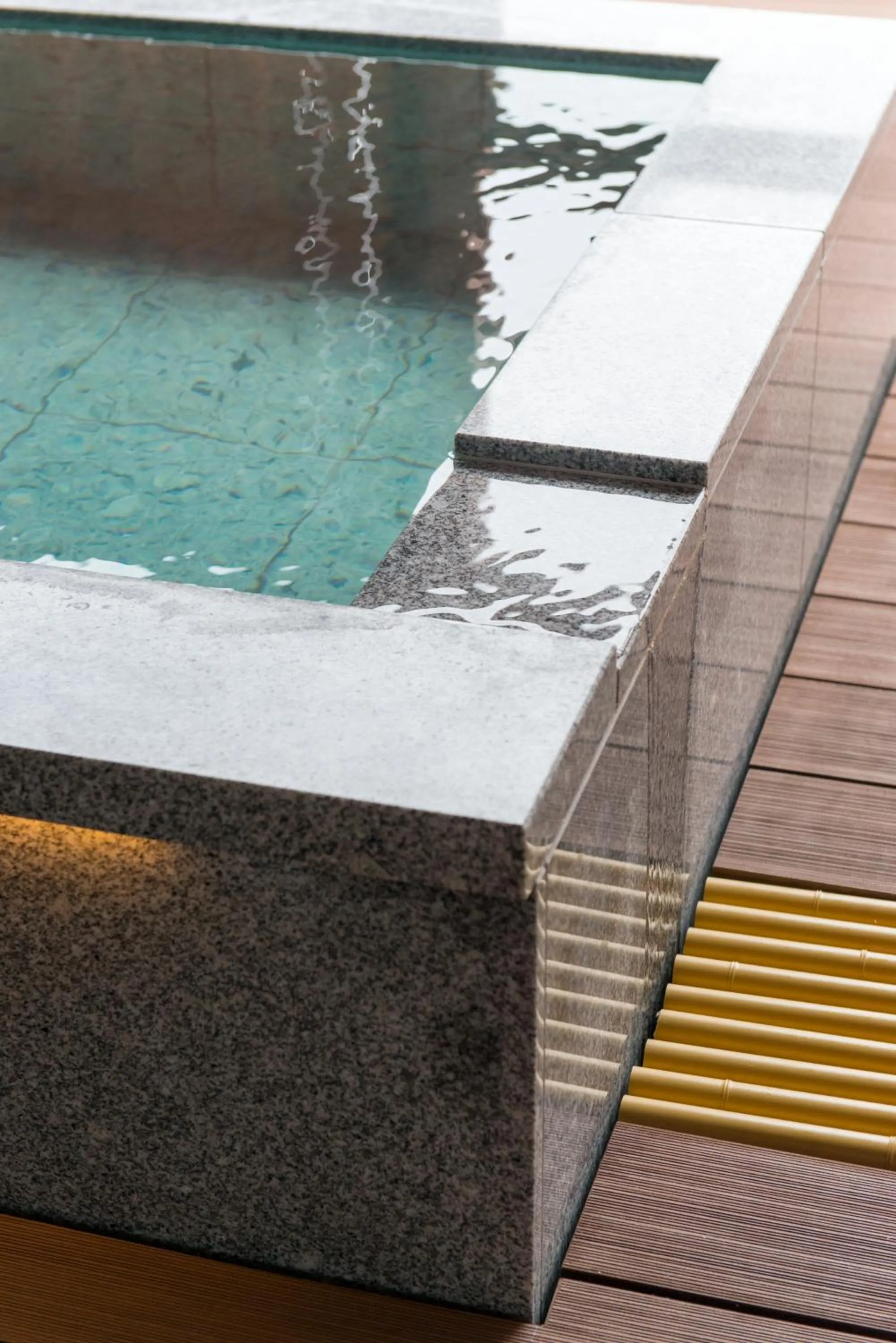 Hot Spring Bath in Umiusagi