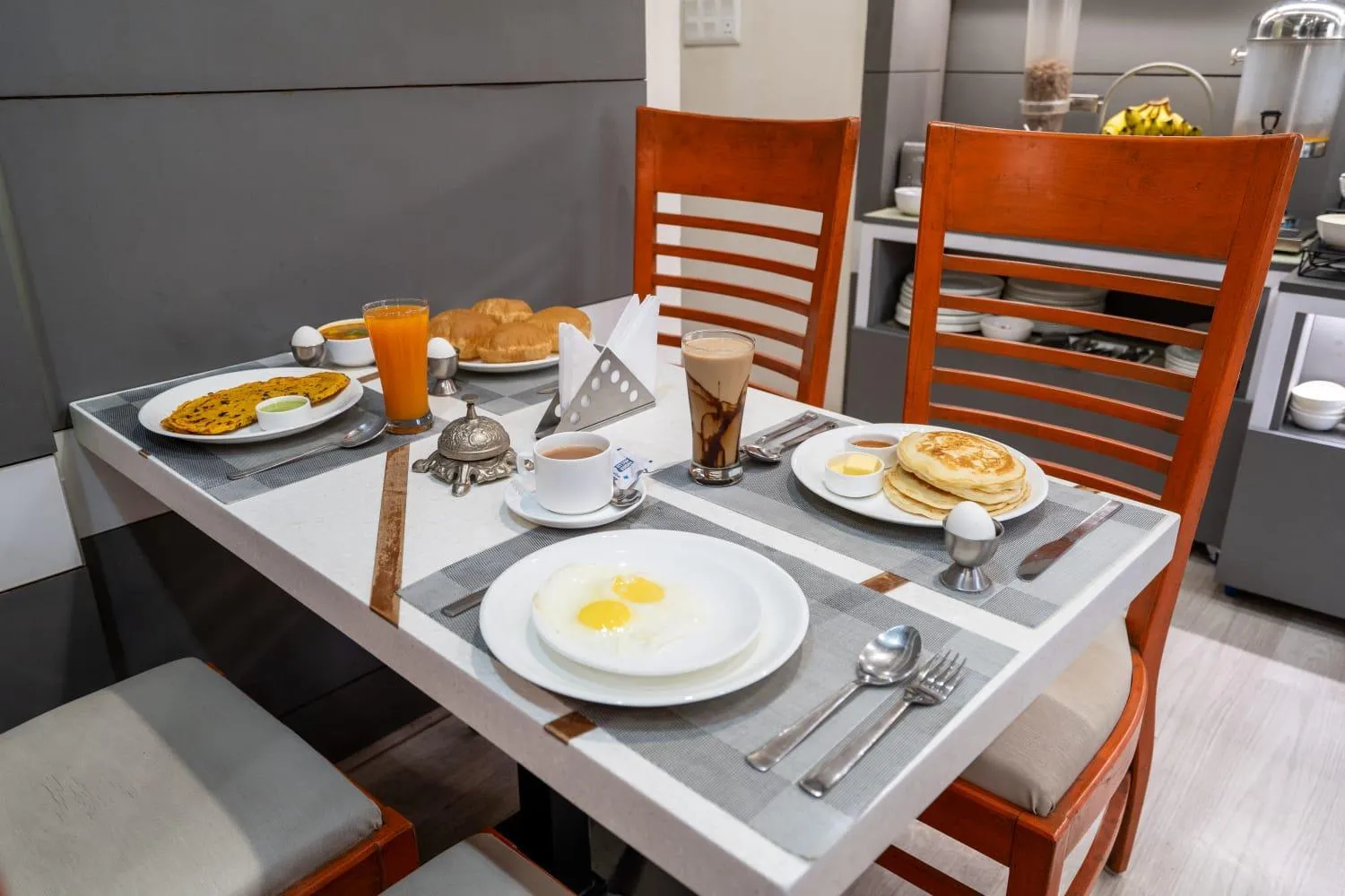 Food in Grand FFOUR near Nehru Place, Delhi