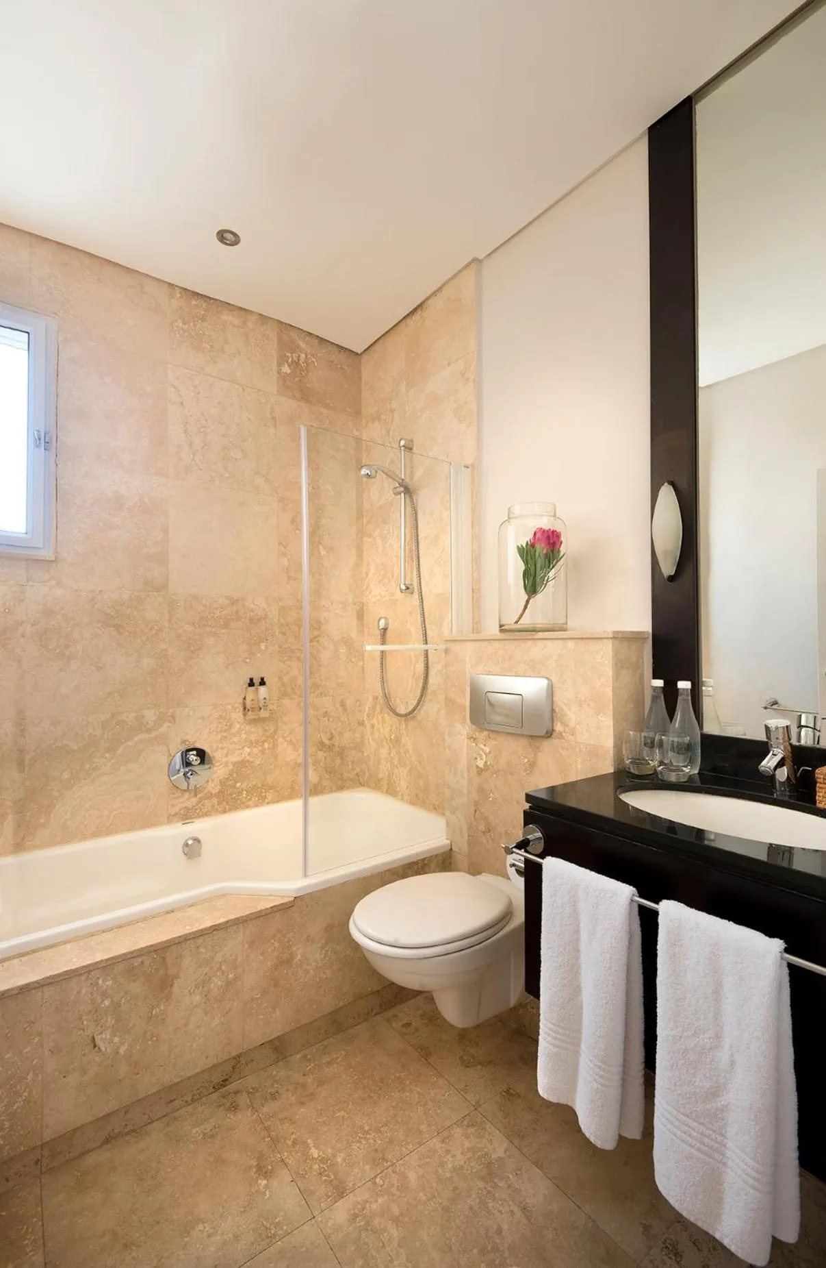 Shower in Grand Daddy Boutique Hotel