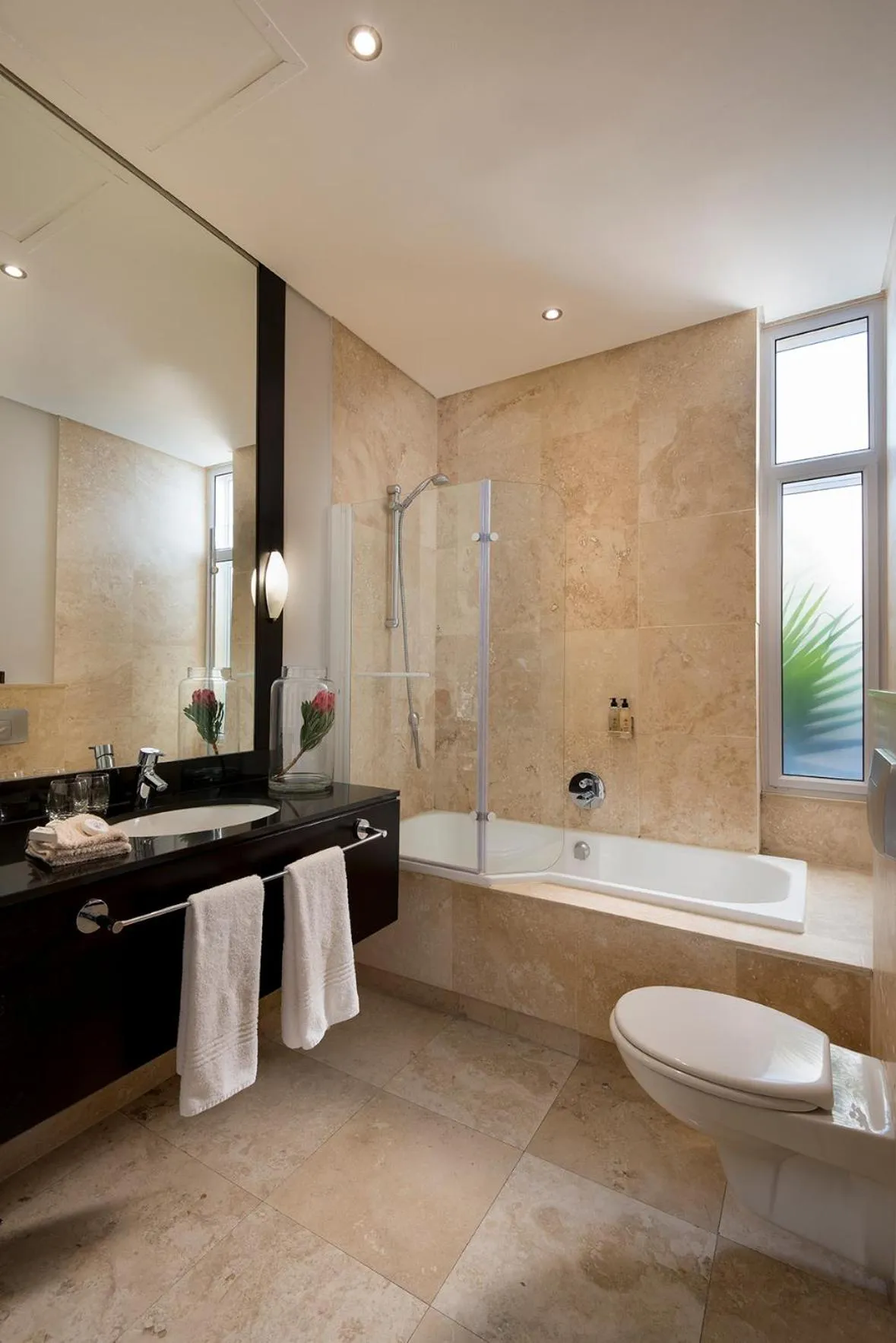 Shower in Grand Daddy Boutique Hotel