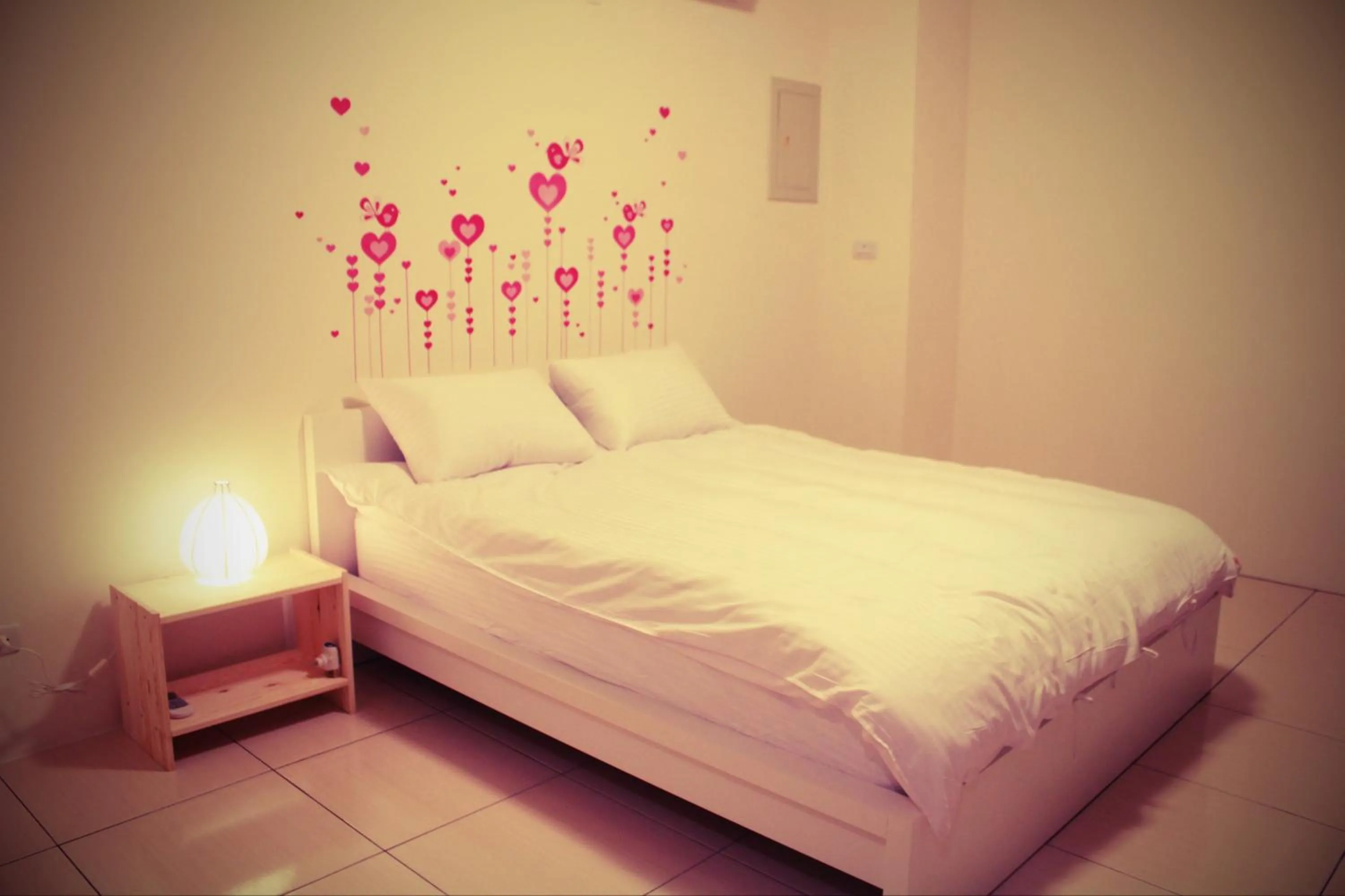 Photo of the whole room, Bed in Sanyi Happiness B&B