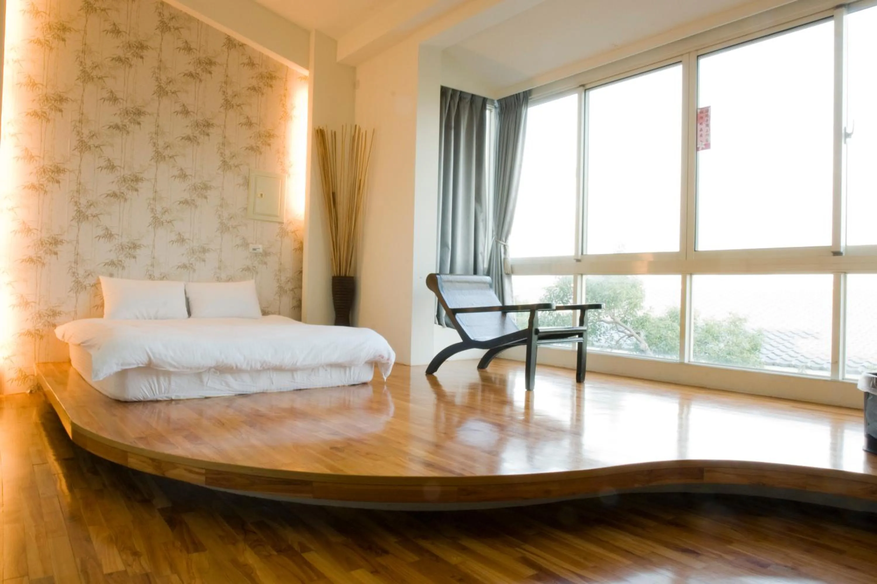 Photo of the whole room, Bed in Sanyi Happiness B&B