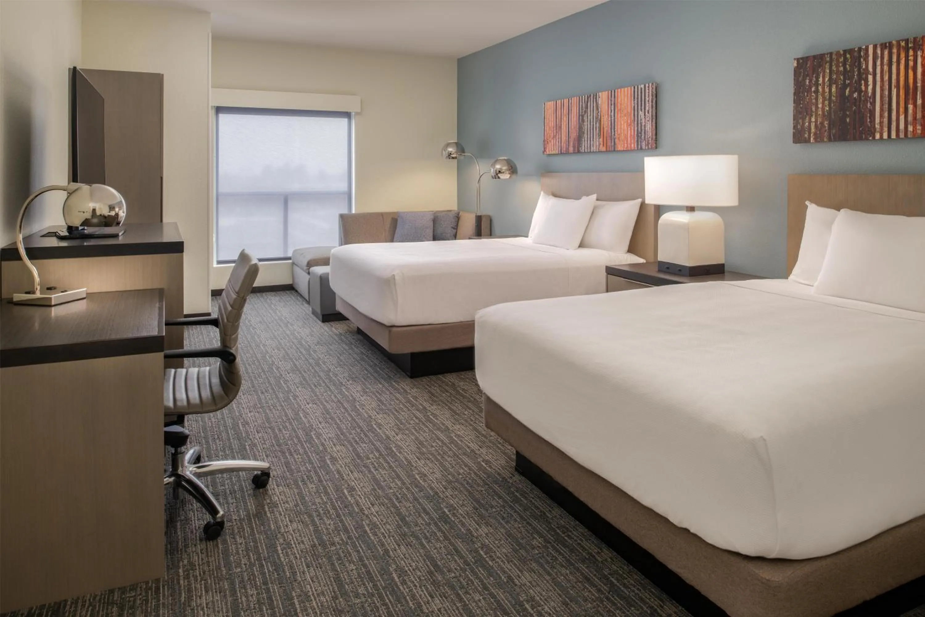 Hyatt House Fresno/Campus Pointe