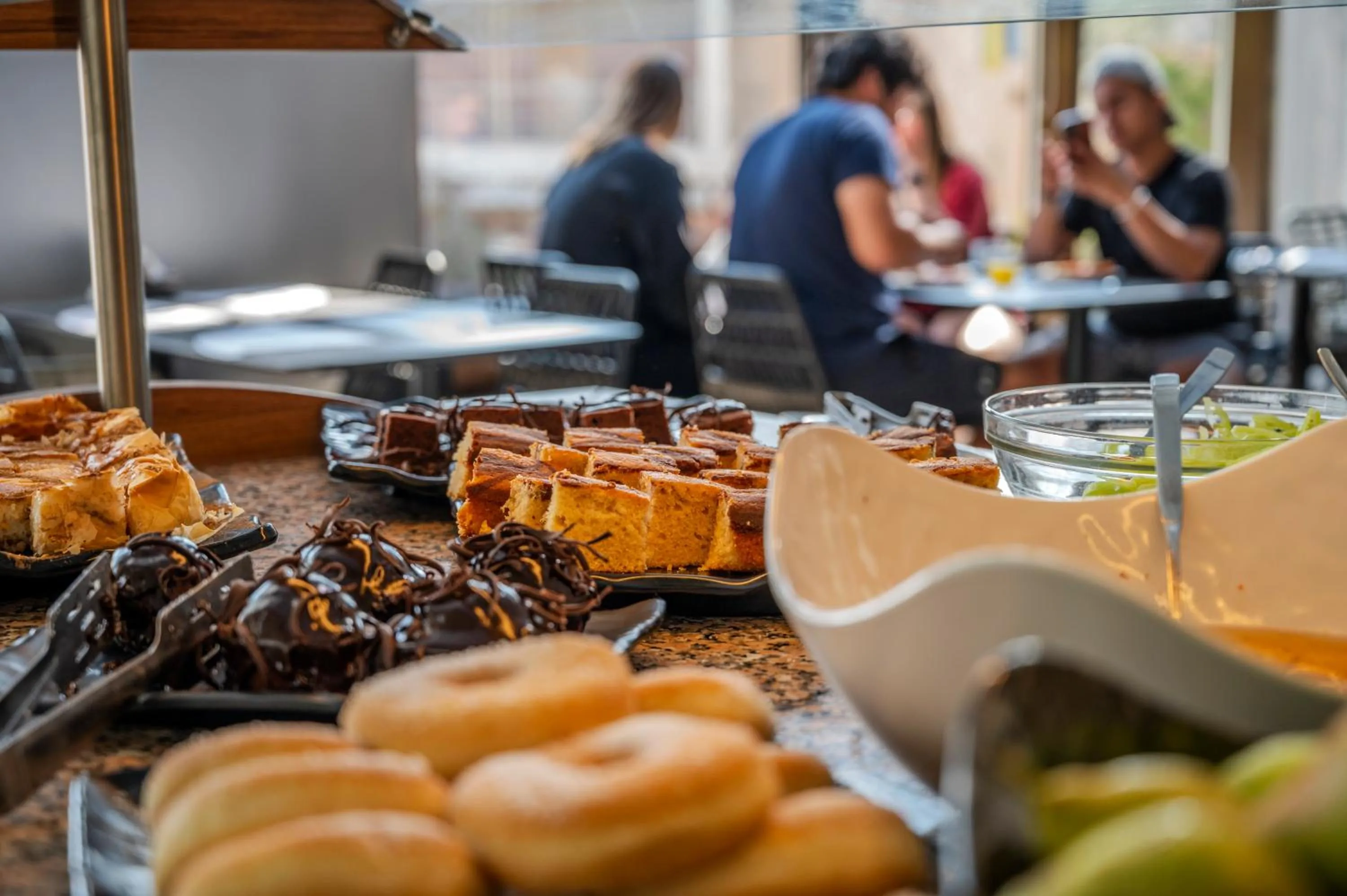 Dionysos Hotel & Suites