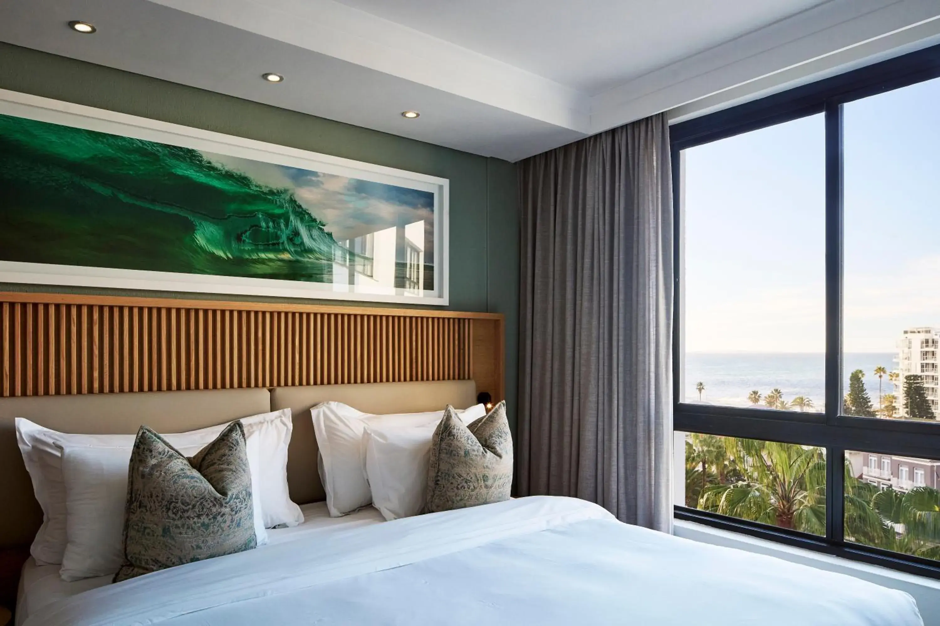 Suite with Sea View in President Hotel Suite with Sea View in President Hotel