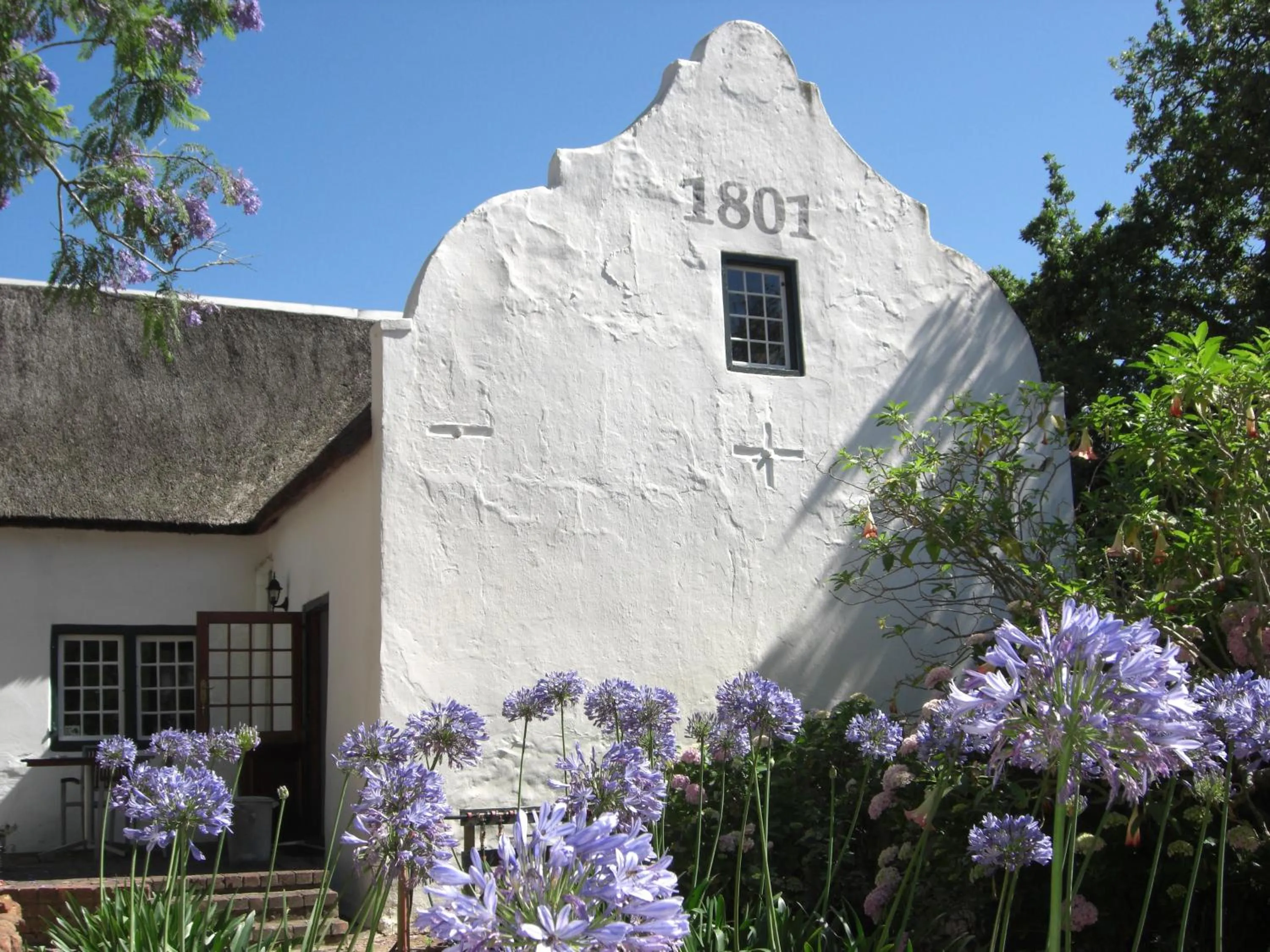 Facade/entrance in De Kloof Heritage Estate and Wellness