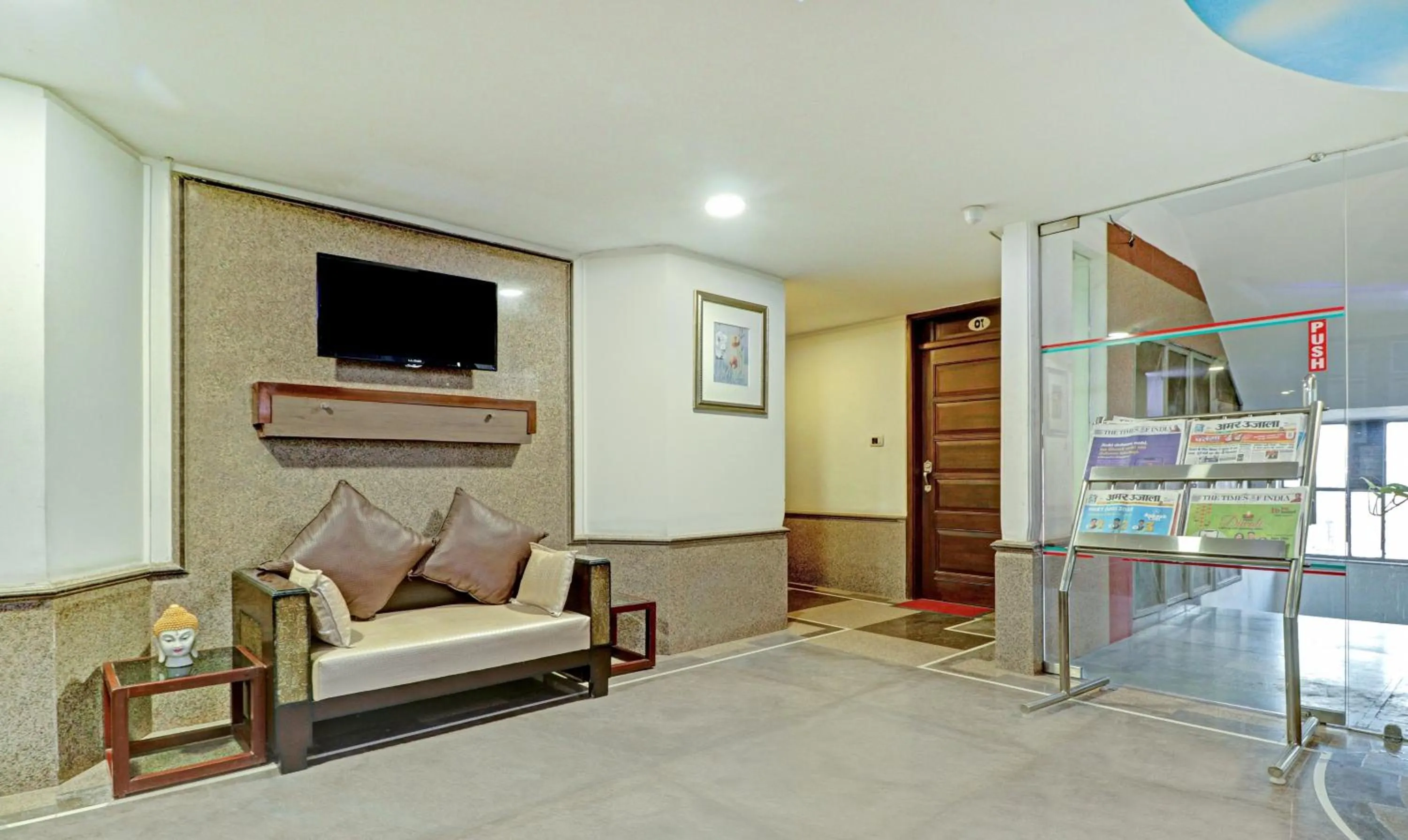 Lobby or reception in Treebo Sky 5