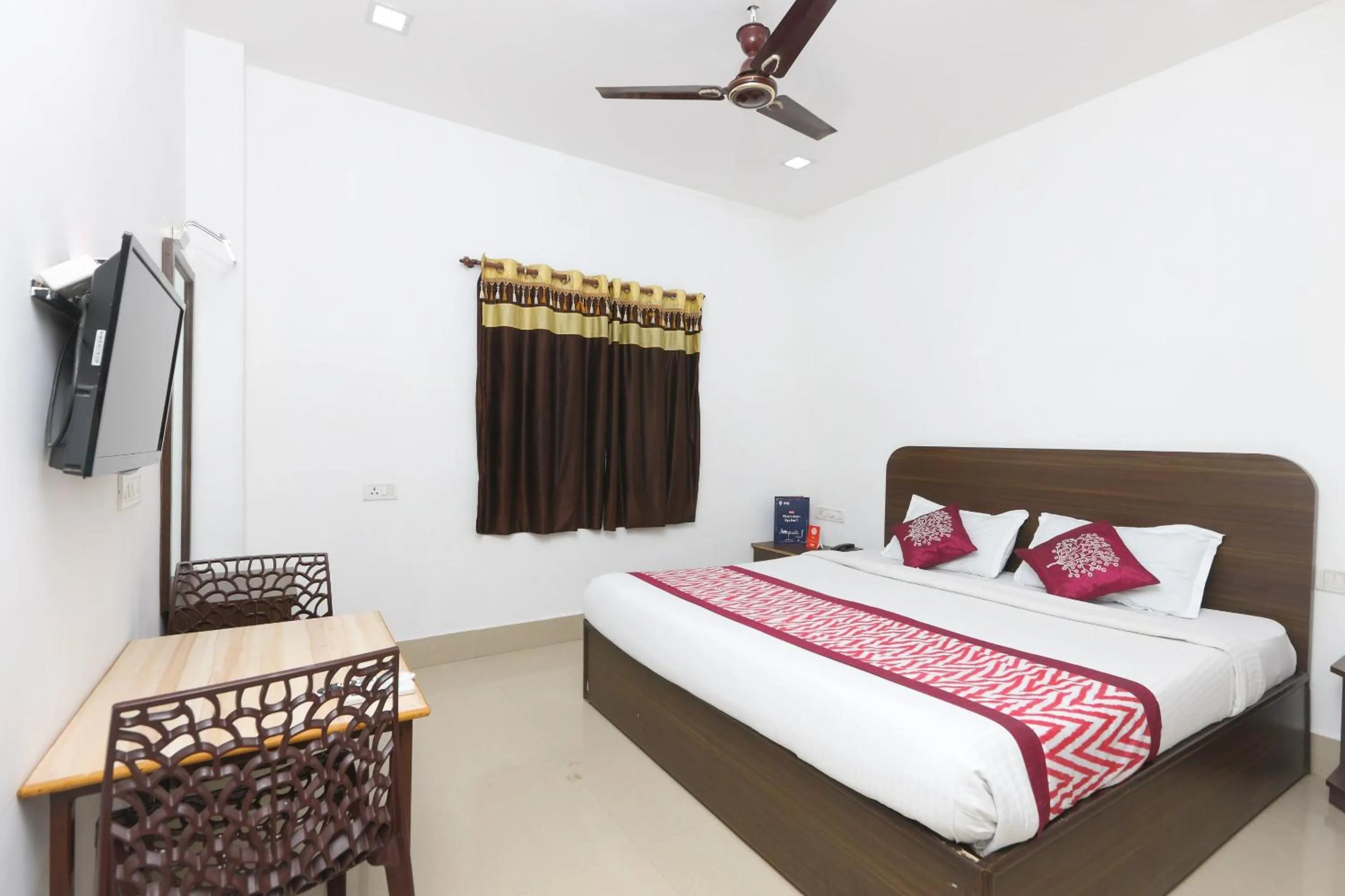 Hotel O Raaj Residency