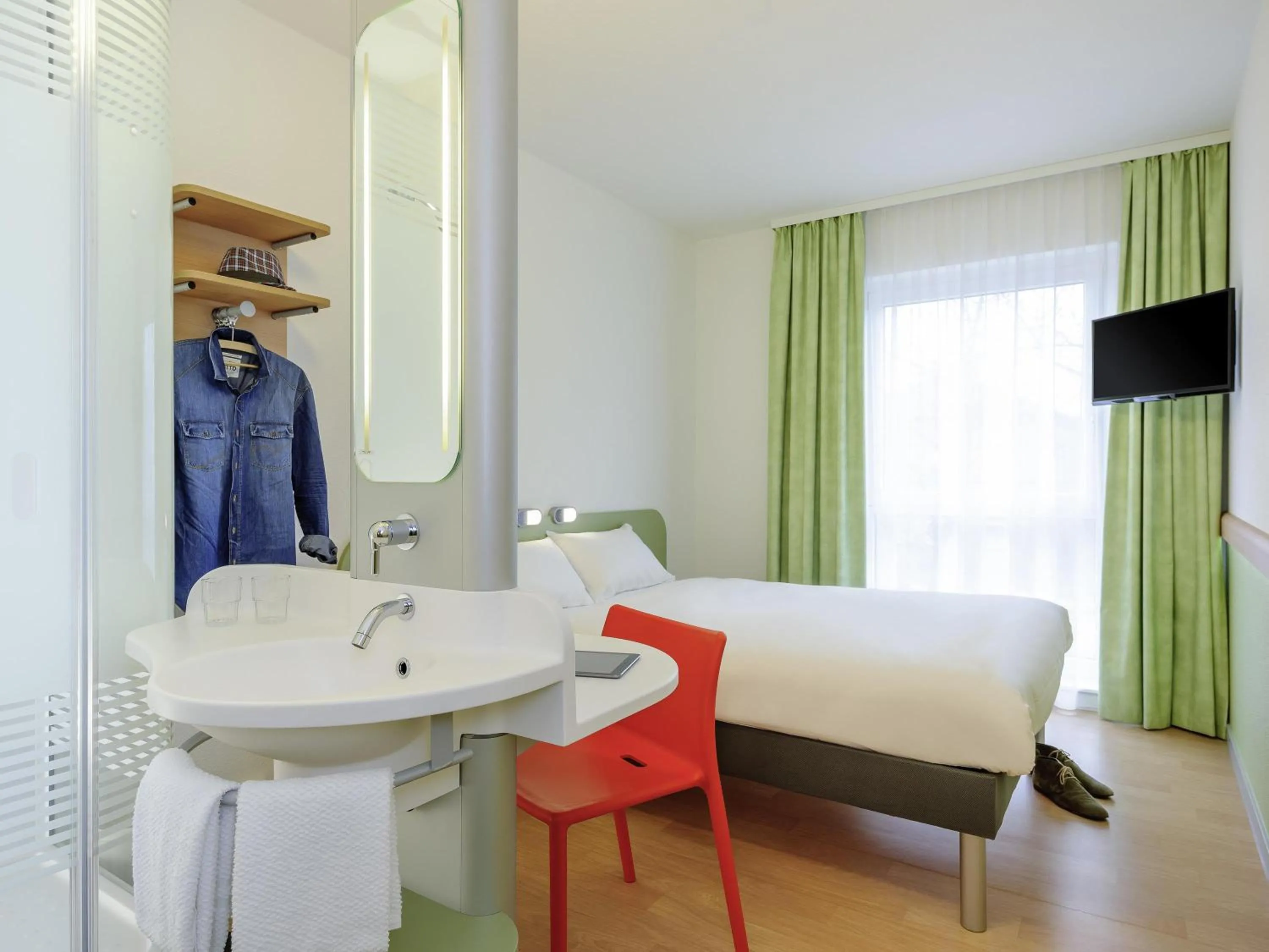 Bedroom, Bed in Ibis Budget Bamberg