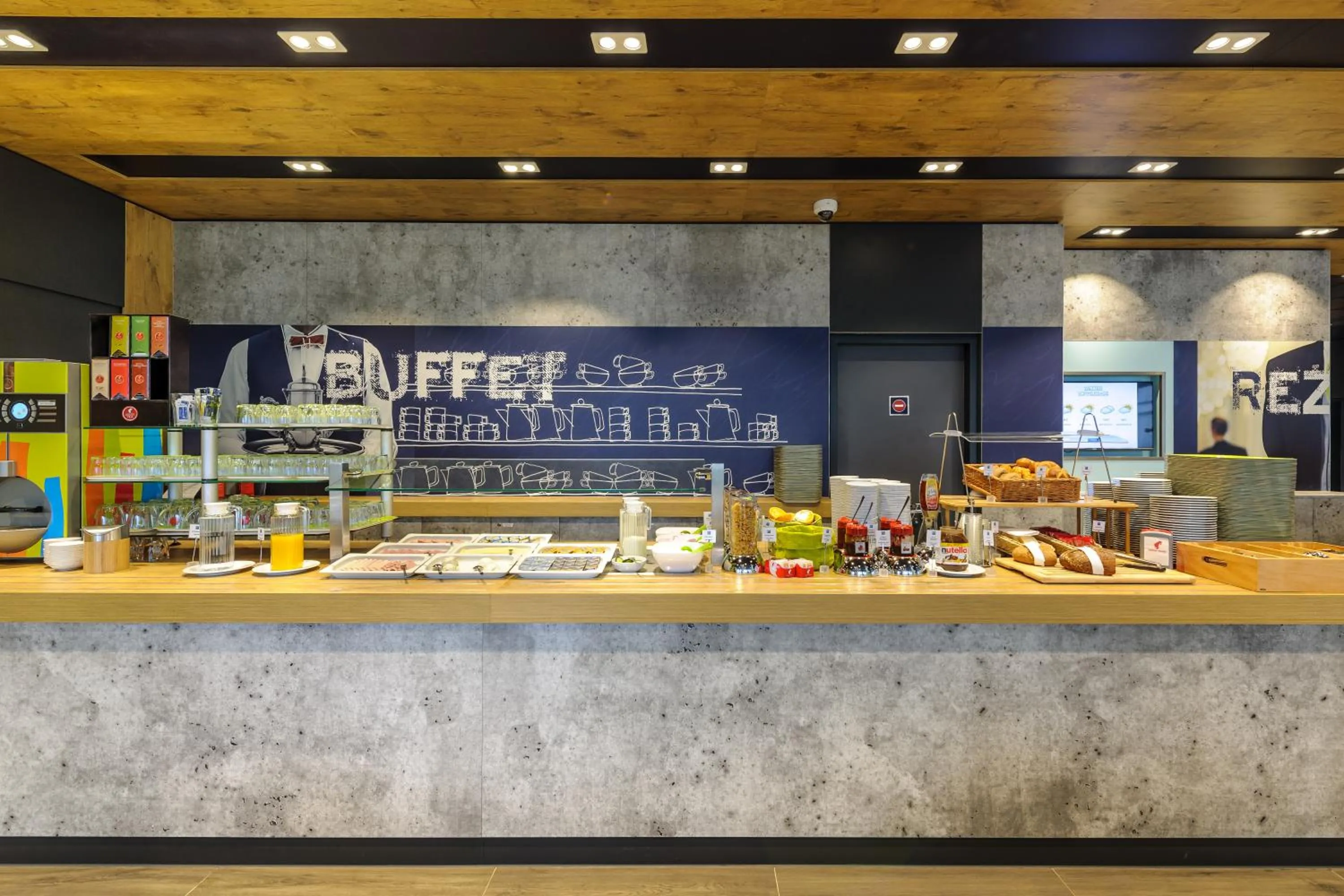 Buffet breakfast in Ibis Budget Bamberg