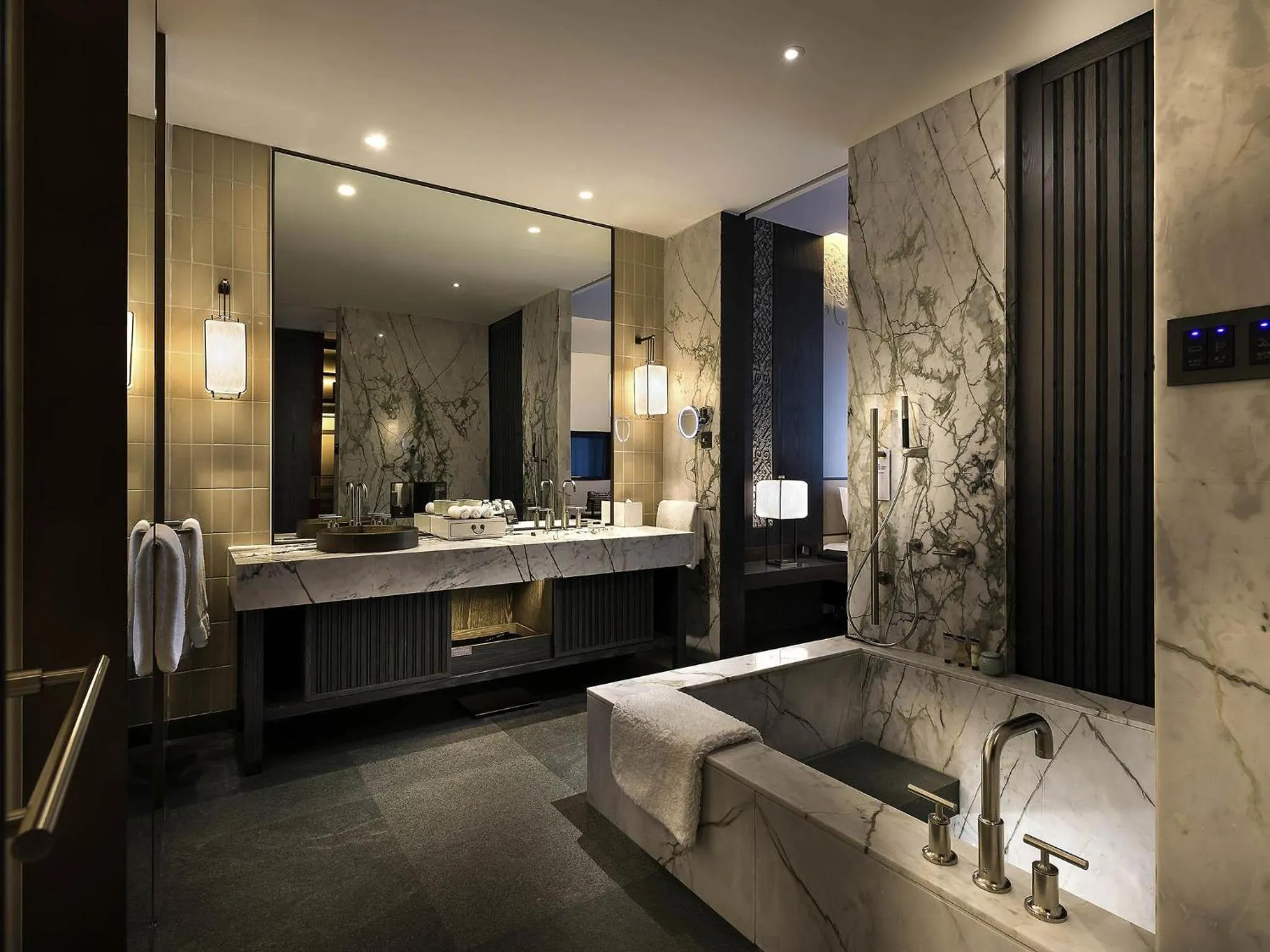 Bedroom in Pullman Kaifeng Jianye