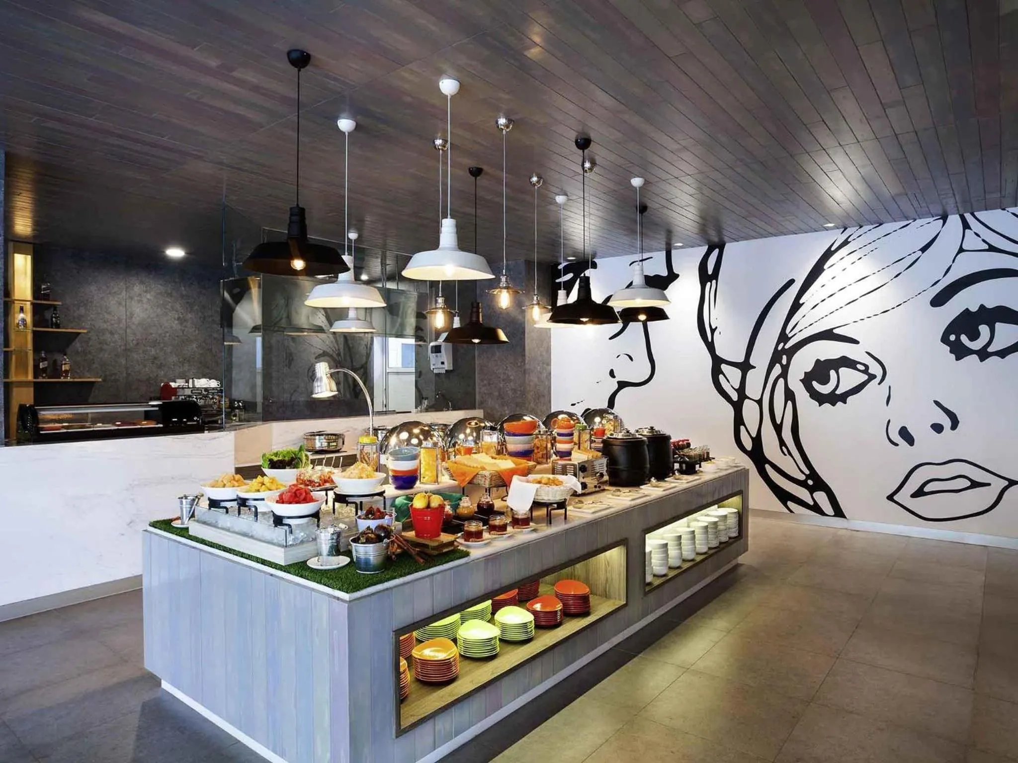 Restaurant/places to eat in Ibis Styles Jakarta Sunter