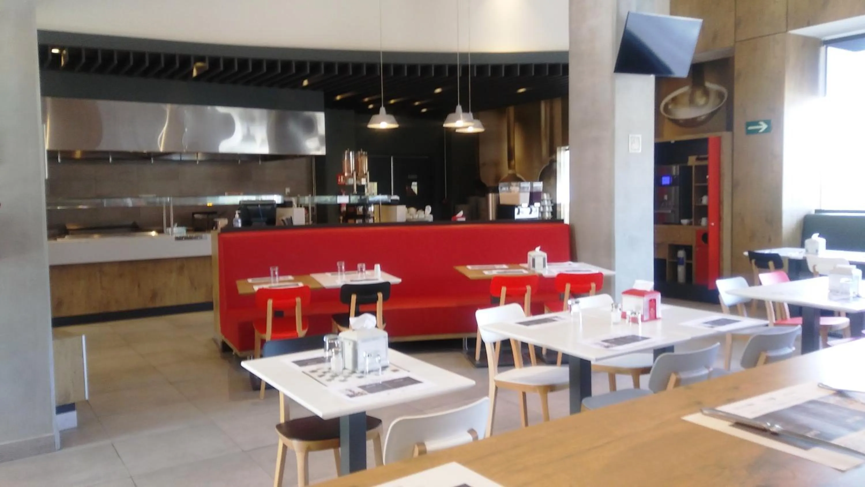 Restaurant/places to eat in Ibis Queretaro