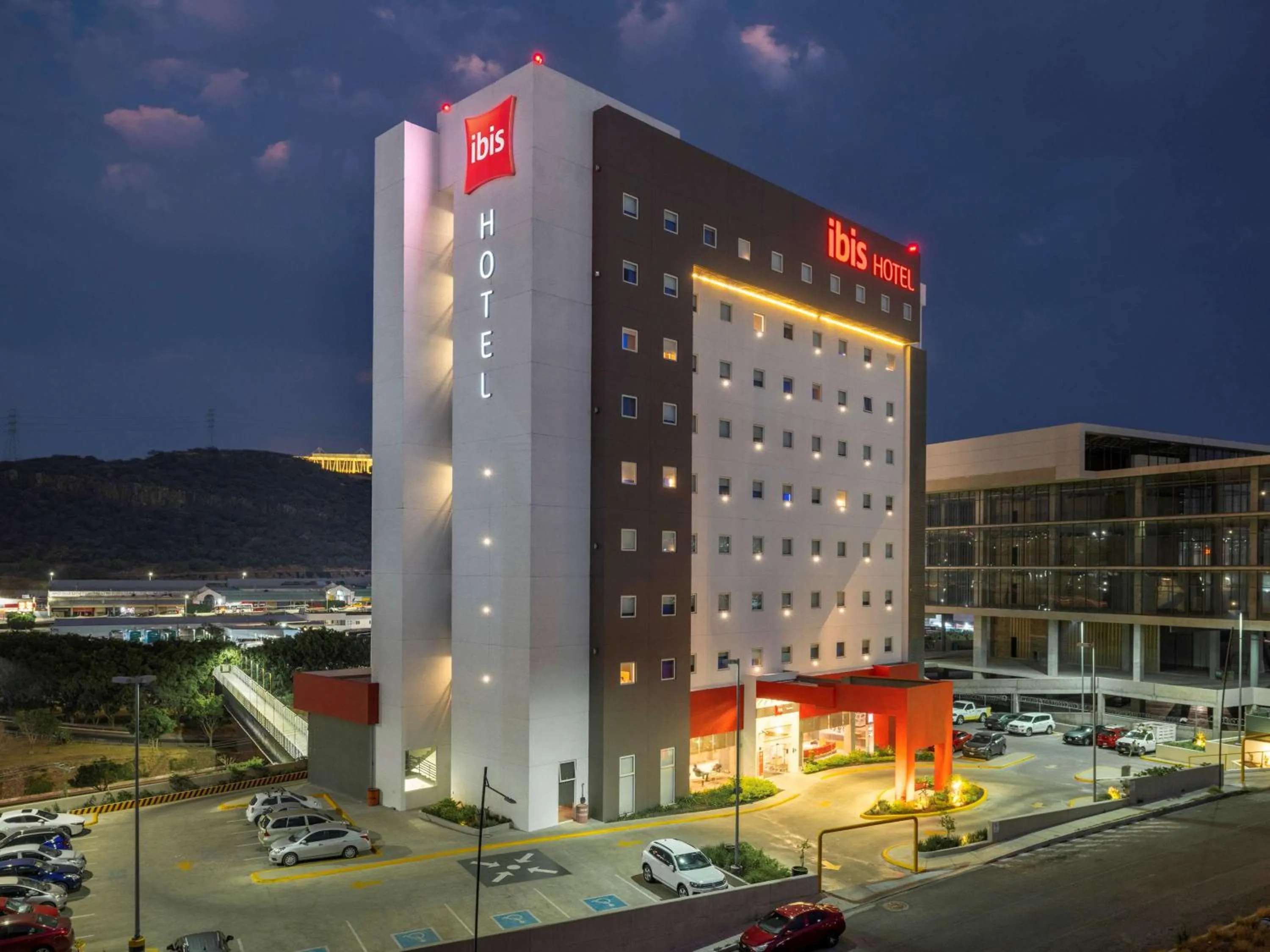 Property building in Ibis Queretaro