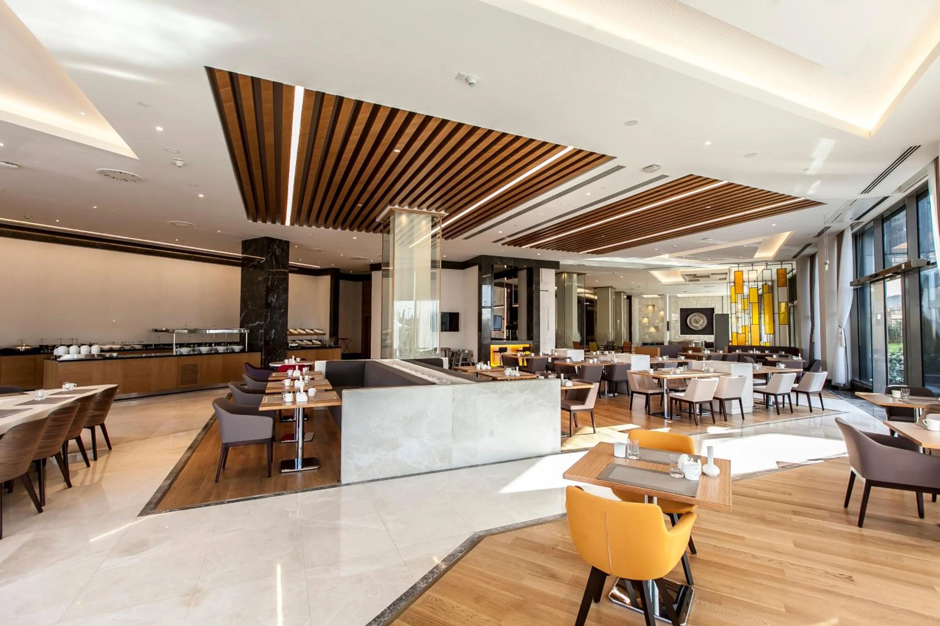 Restaurant/places to eat in Novotel Diyarbakir