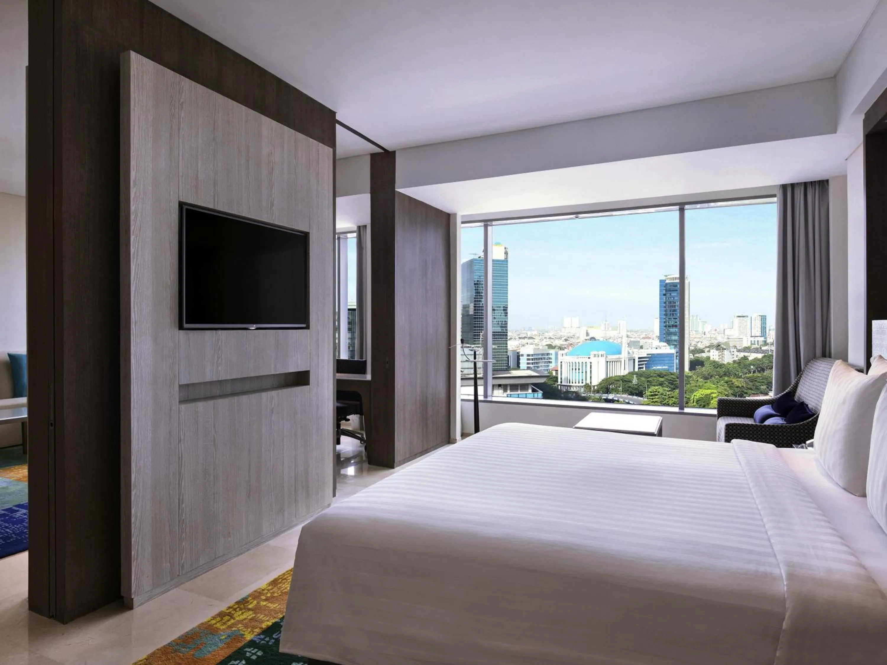 Bedroom, Bed in Grand Mercure Jakarta Kemayoran