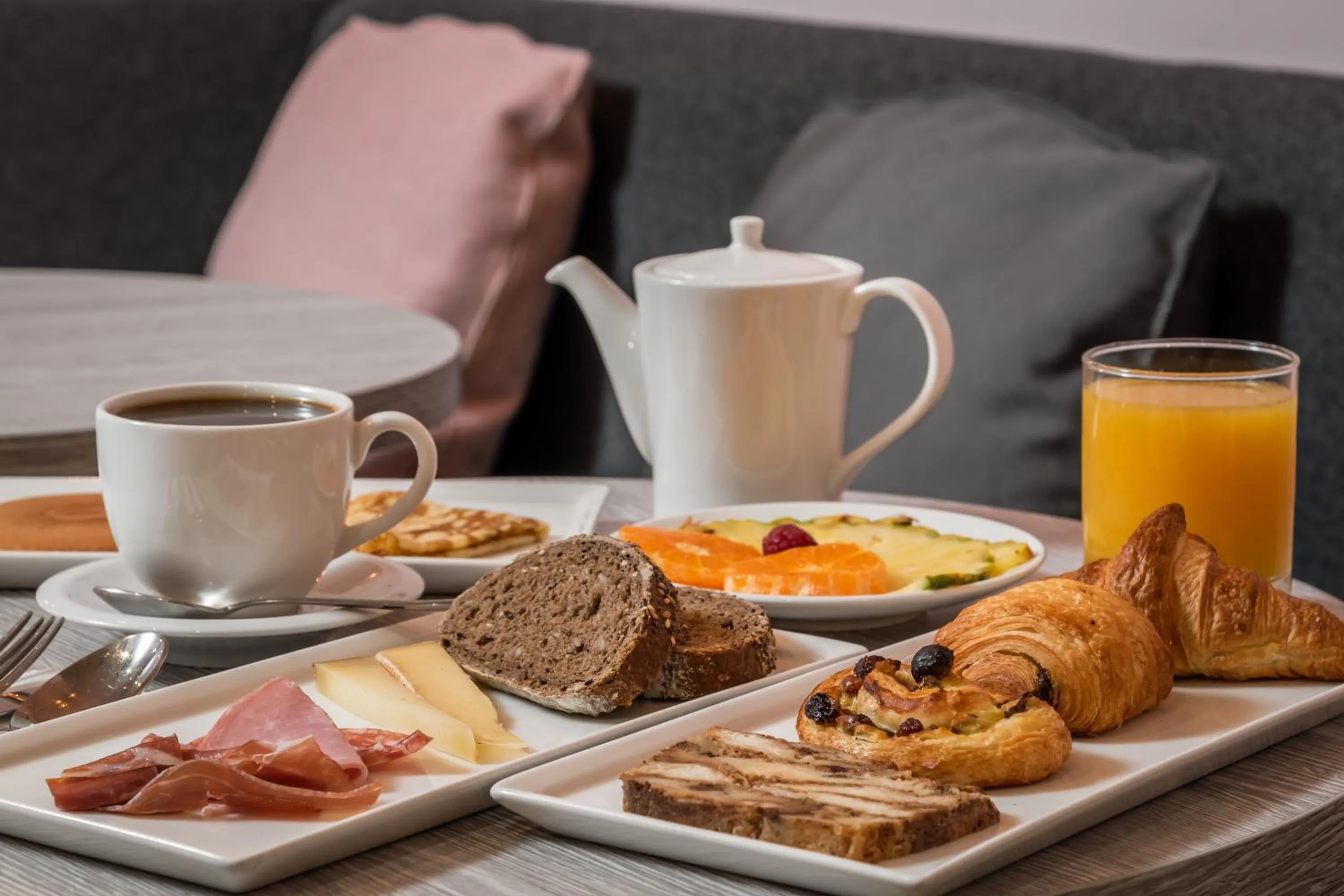 Breakfast in Mercure Paris Pigalle Sacre Coeur