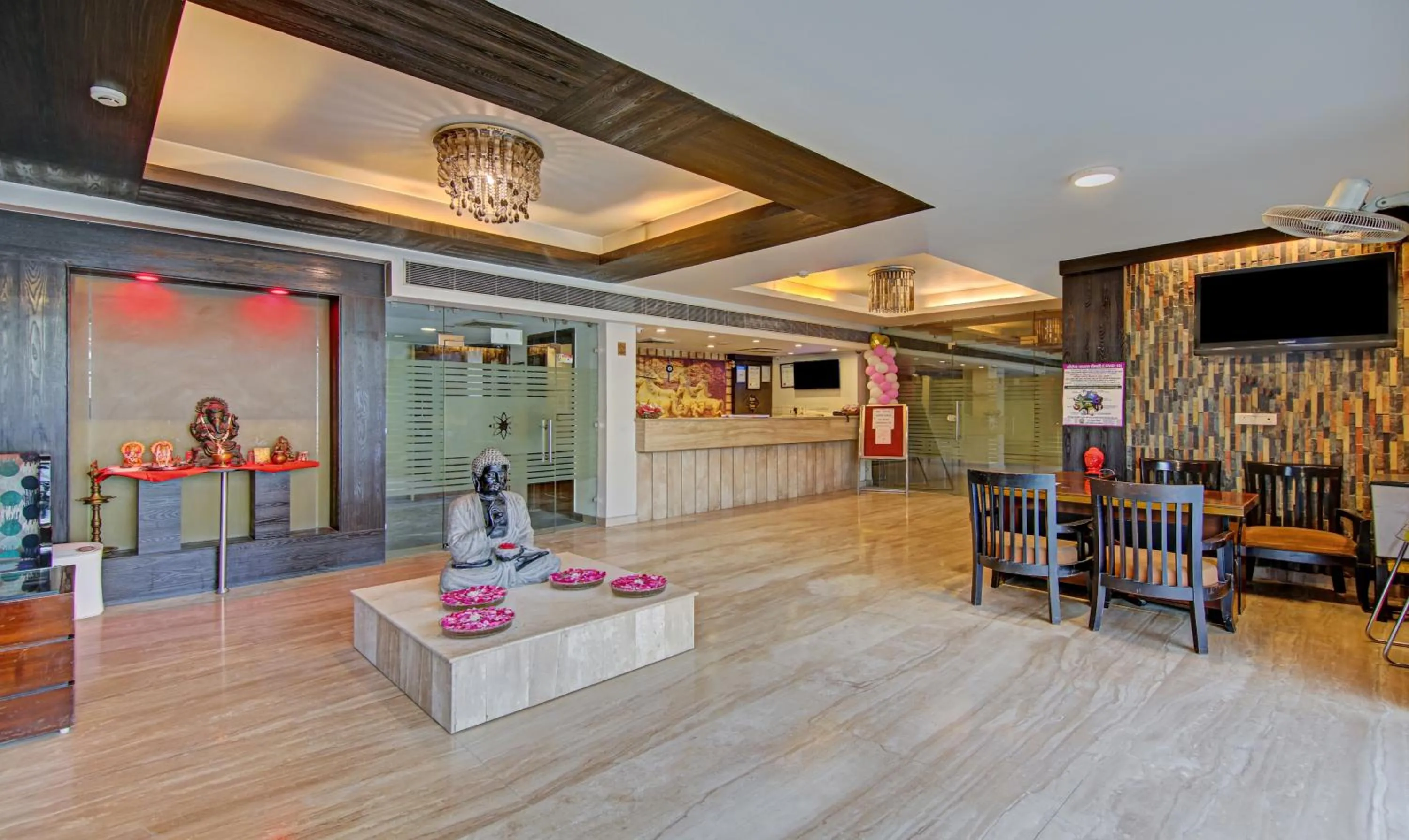 Seating area in Treebo Premium Relax Inn Patel Nagar