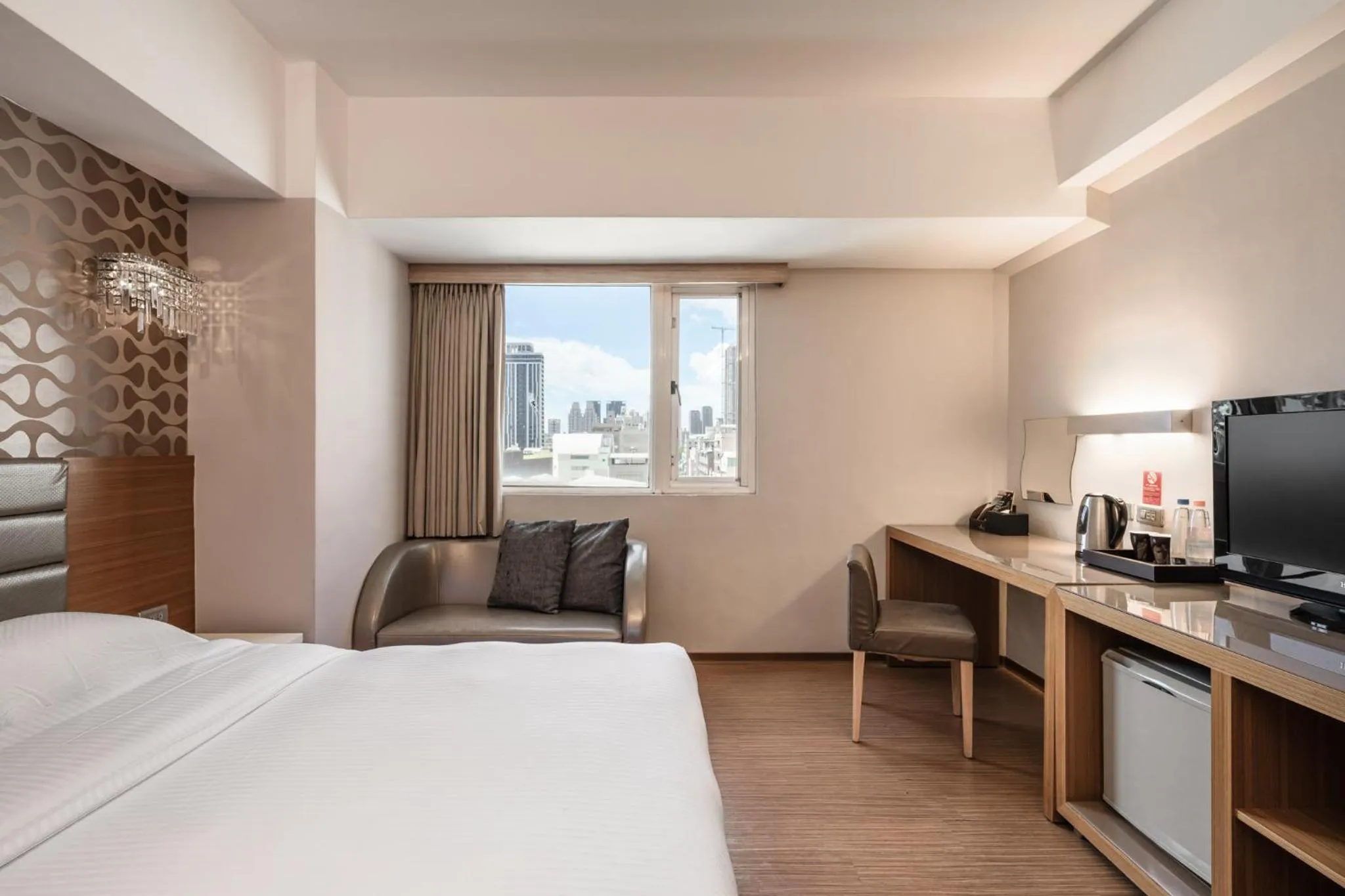 Bedroom, Bed in The Riverside Hotel Esthetics