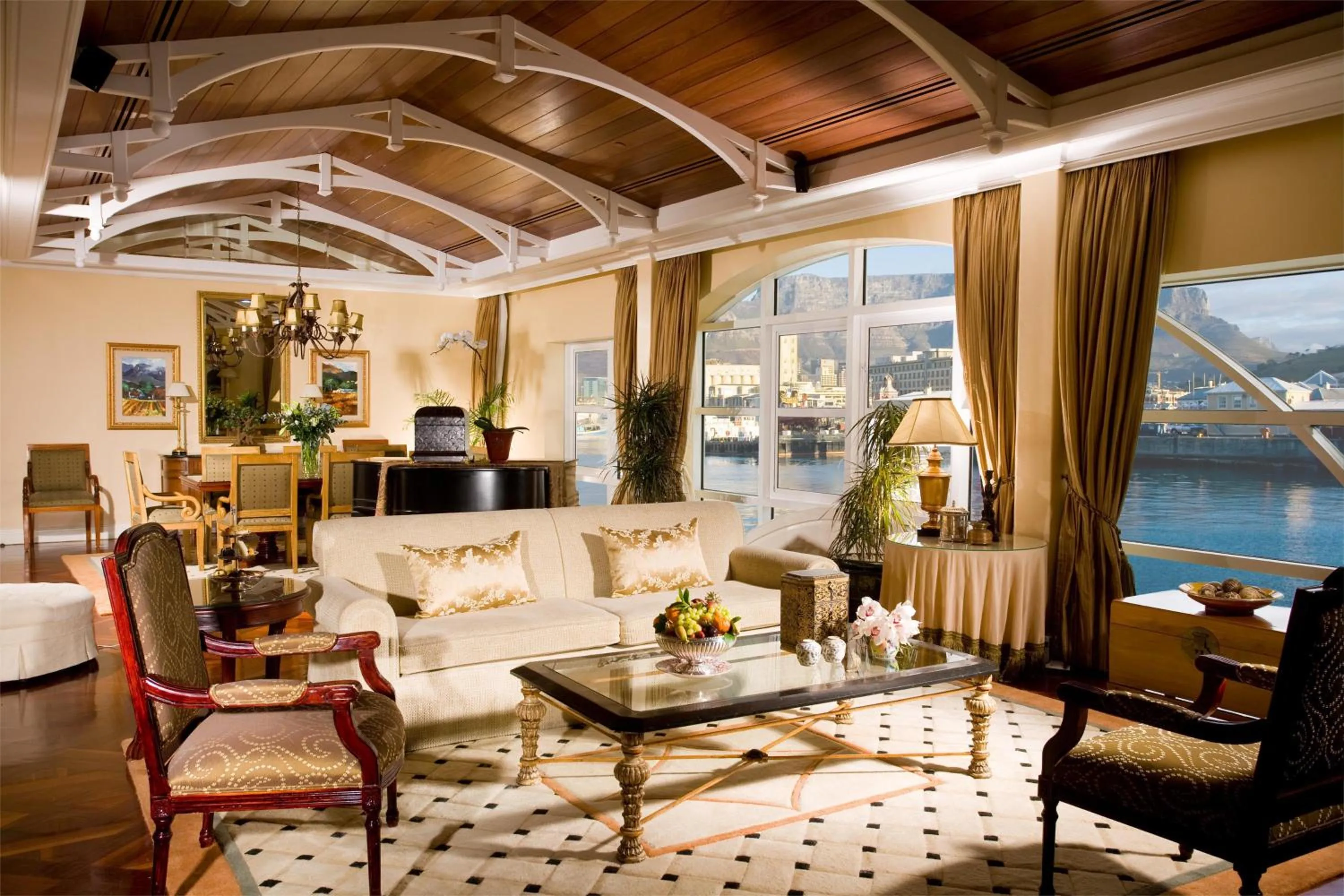 Living room in The Table Bay Hotel