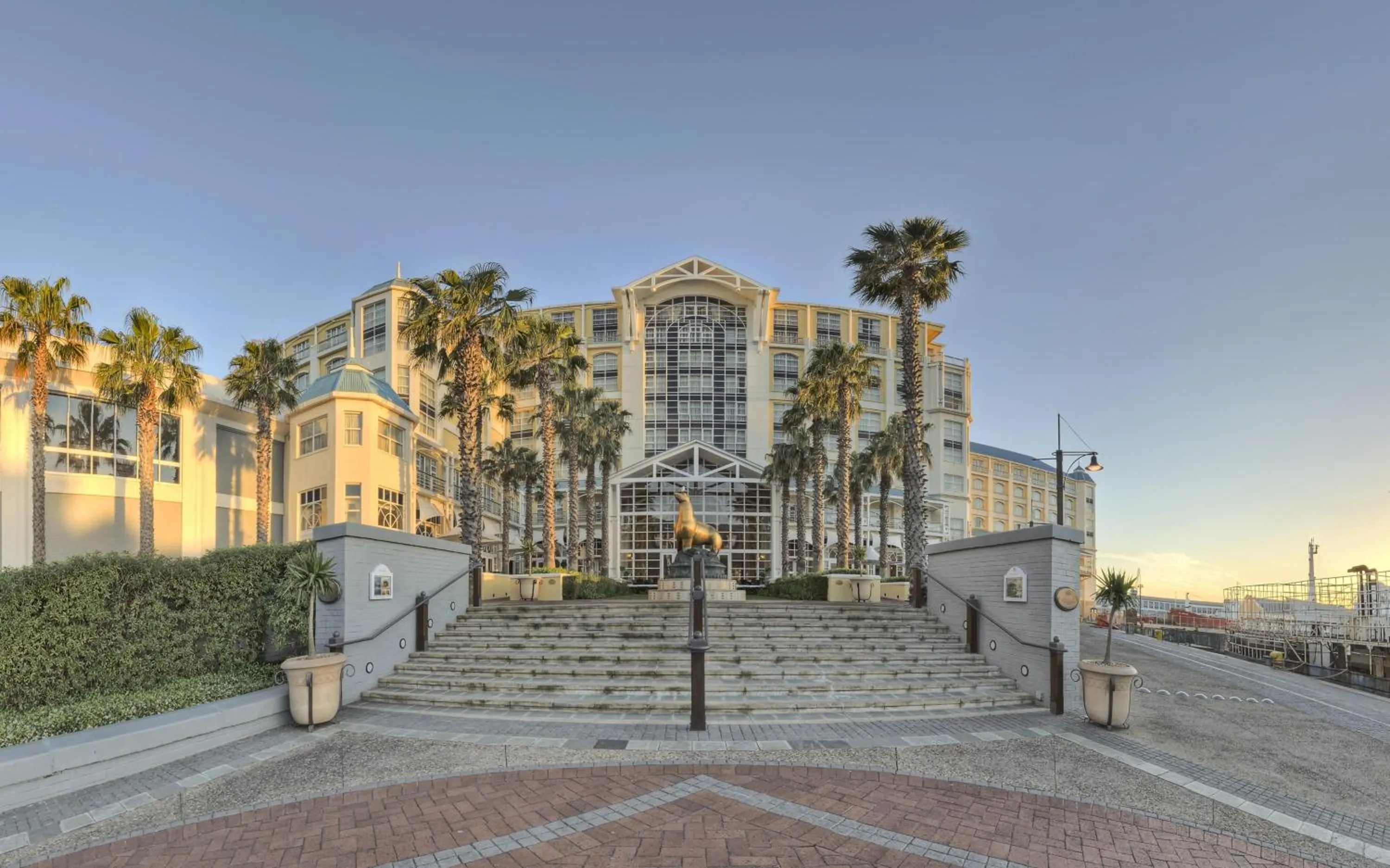 Facade/entrance in The Table Bay Hotel