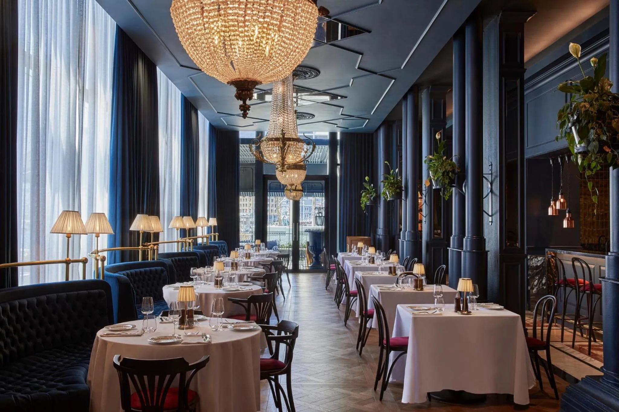 Restaurant/places to eat in InterContinental Table Bay Cape Town by IHG