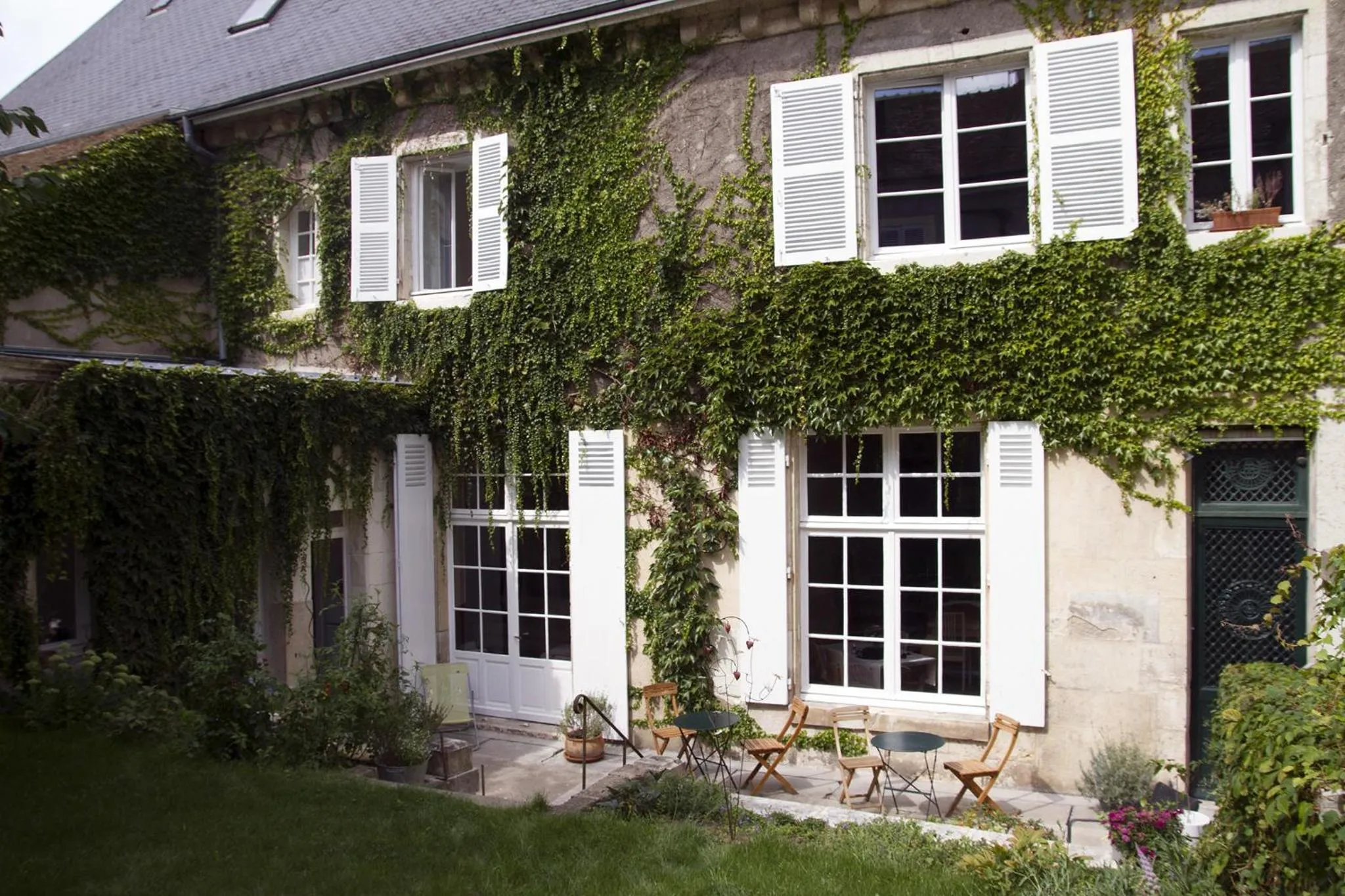 Facade/entrance in La Maison Saint Aignan