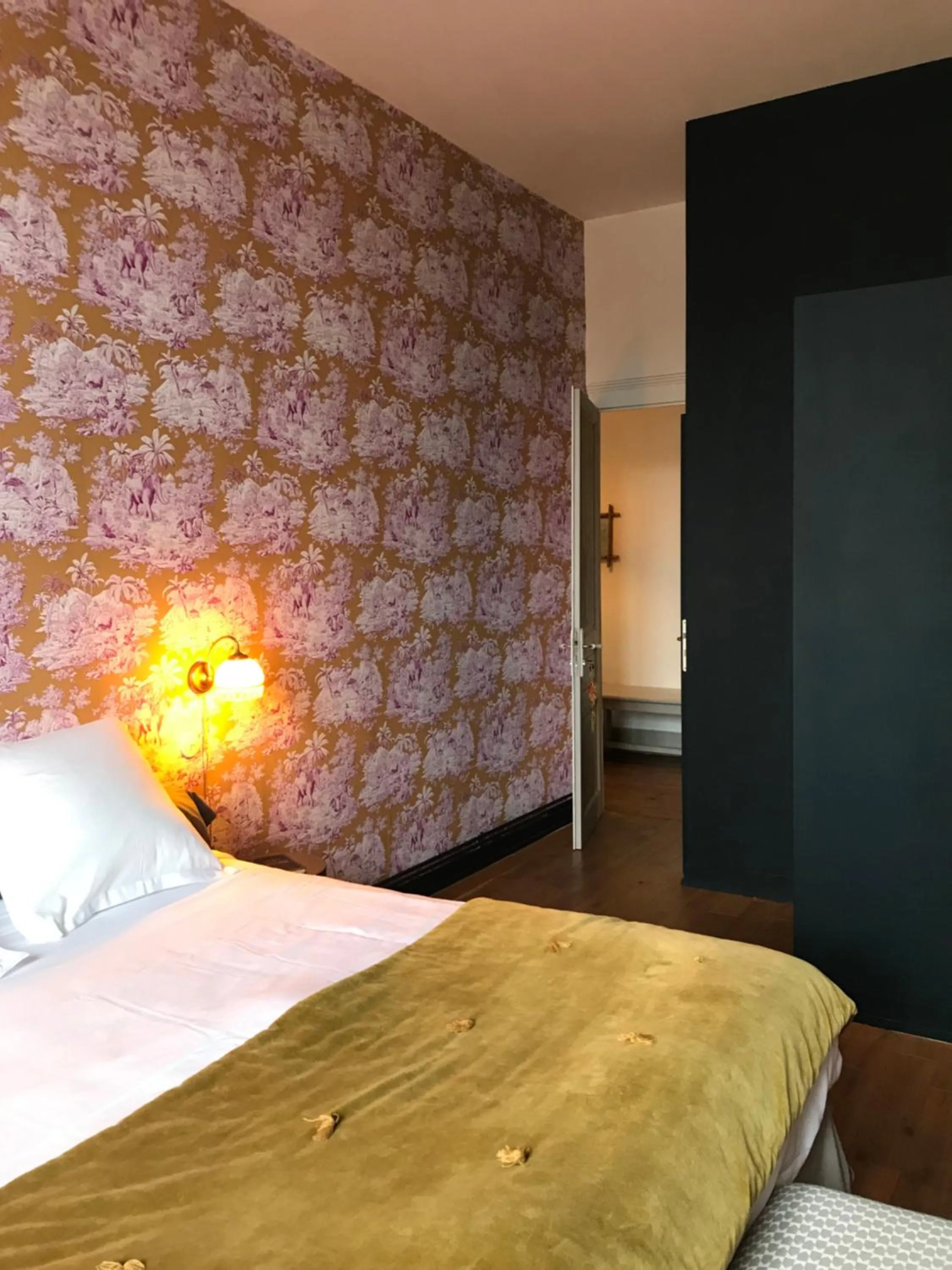 Bedroom, Bed in La Maison Saint Aignan