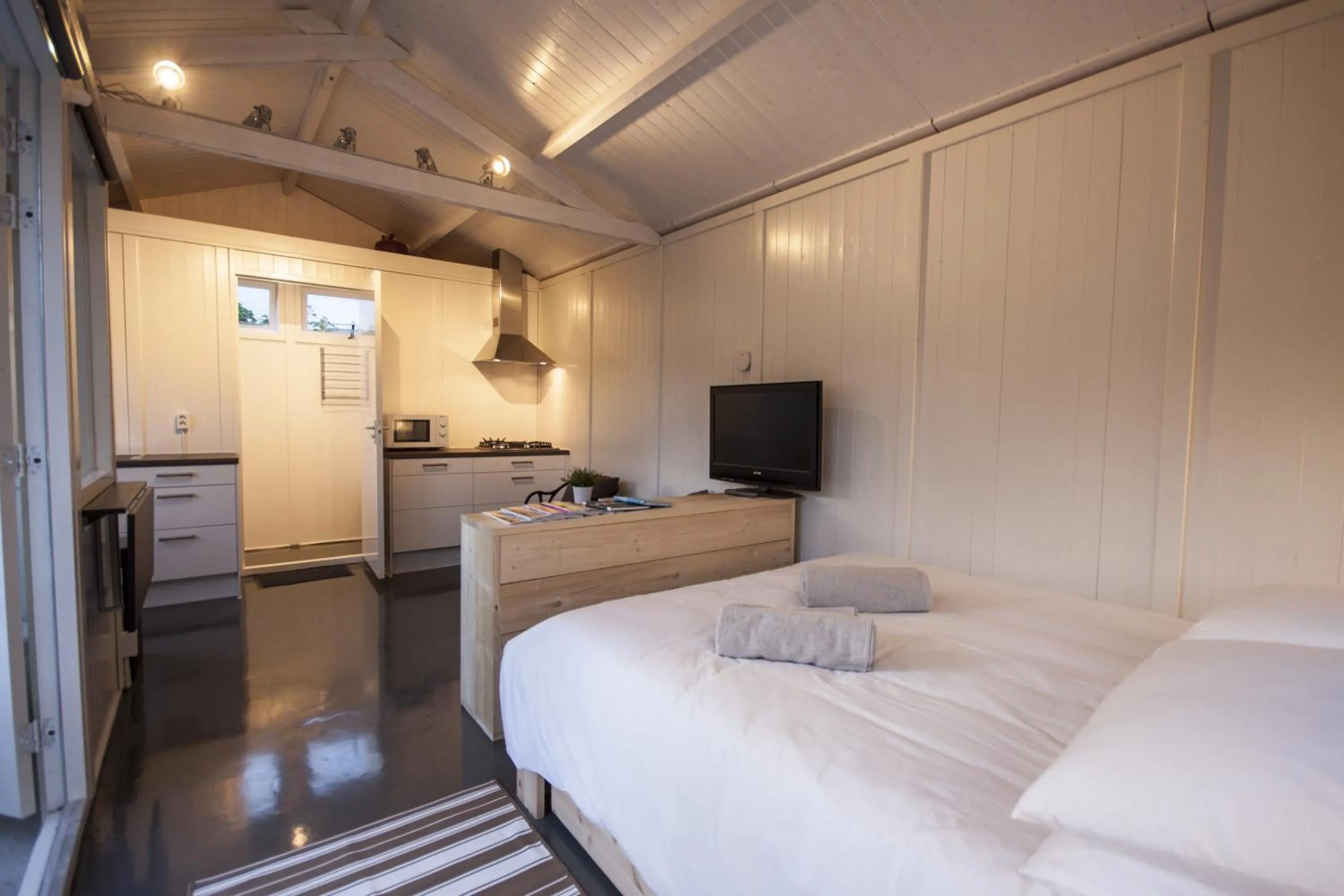 Bed in Tiny House Madame Jeanette nabij centrum en zee