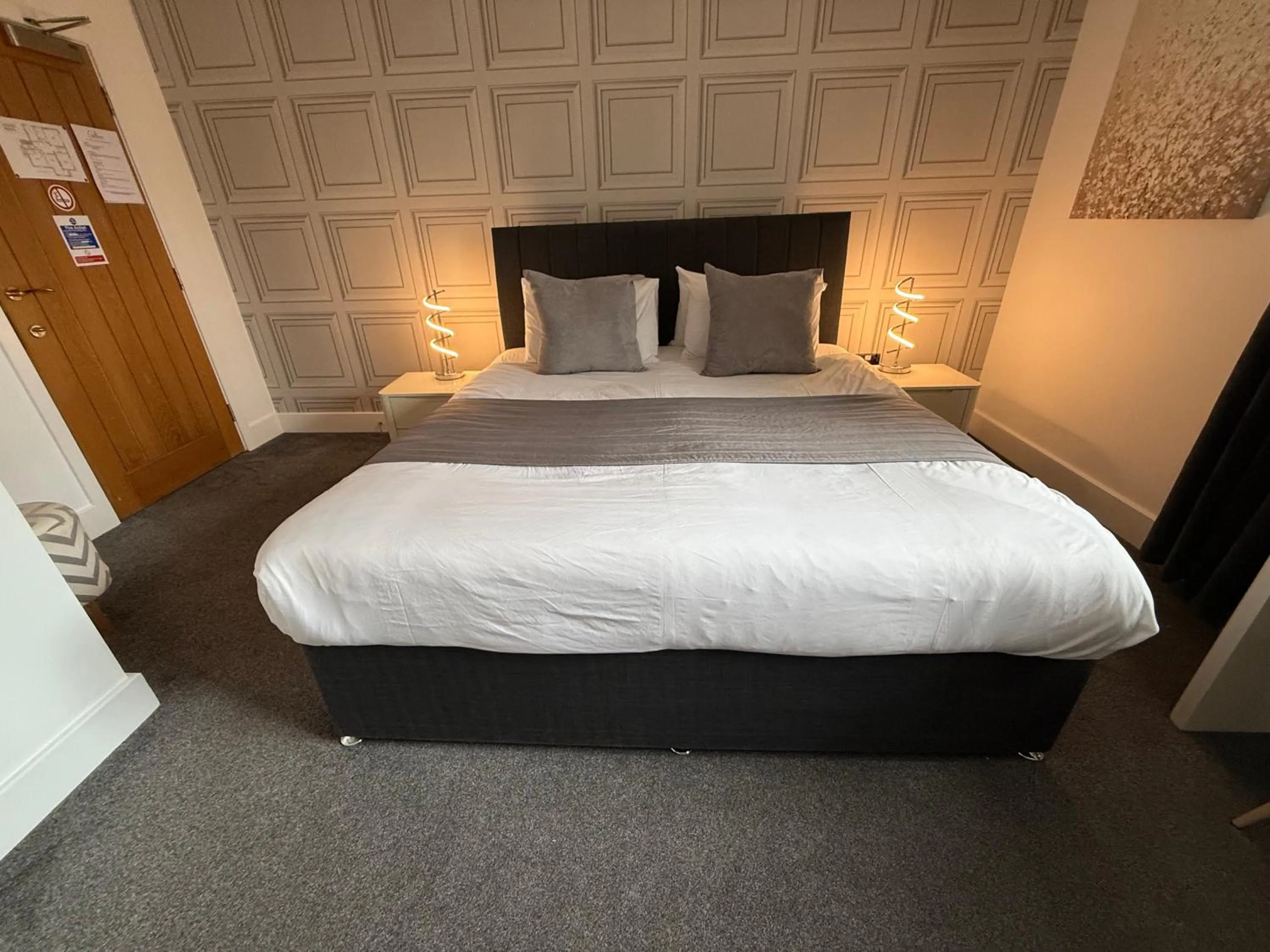 Bed in Spire View at THE GALLEON RESTAURANT