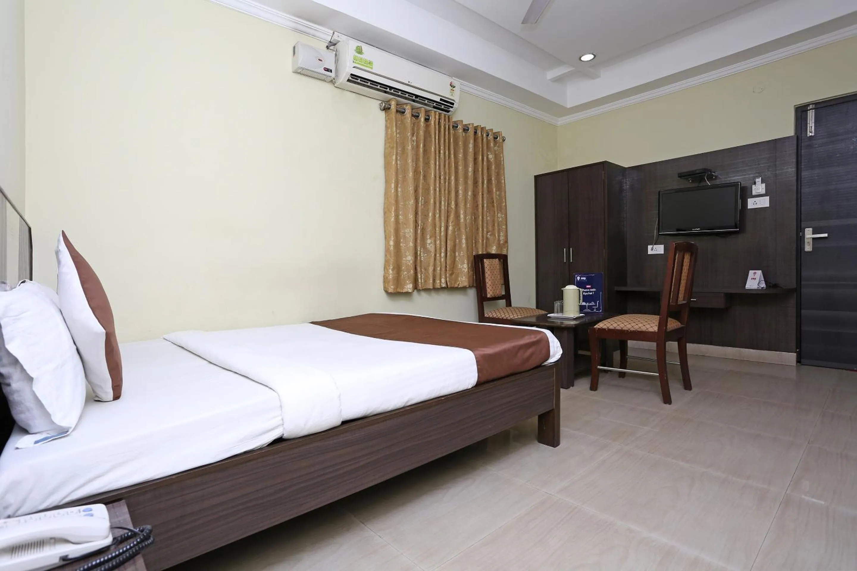 Bedroom, Bed in Hotel O Saraswathi Residency Near SR Nagar Metro Station
