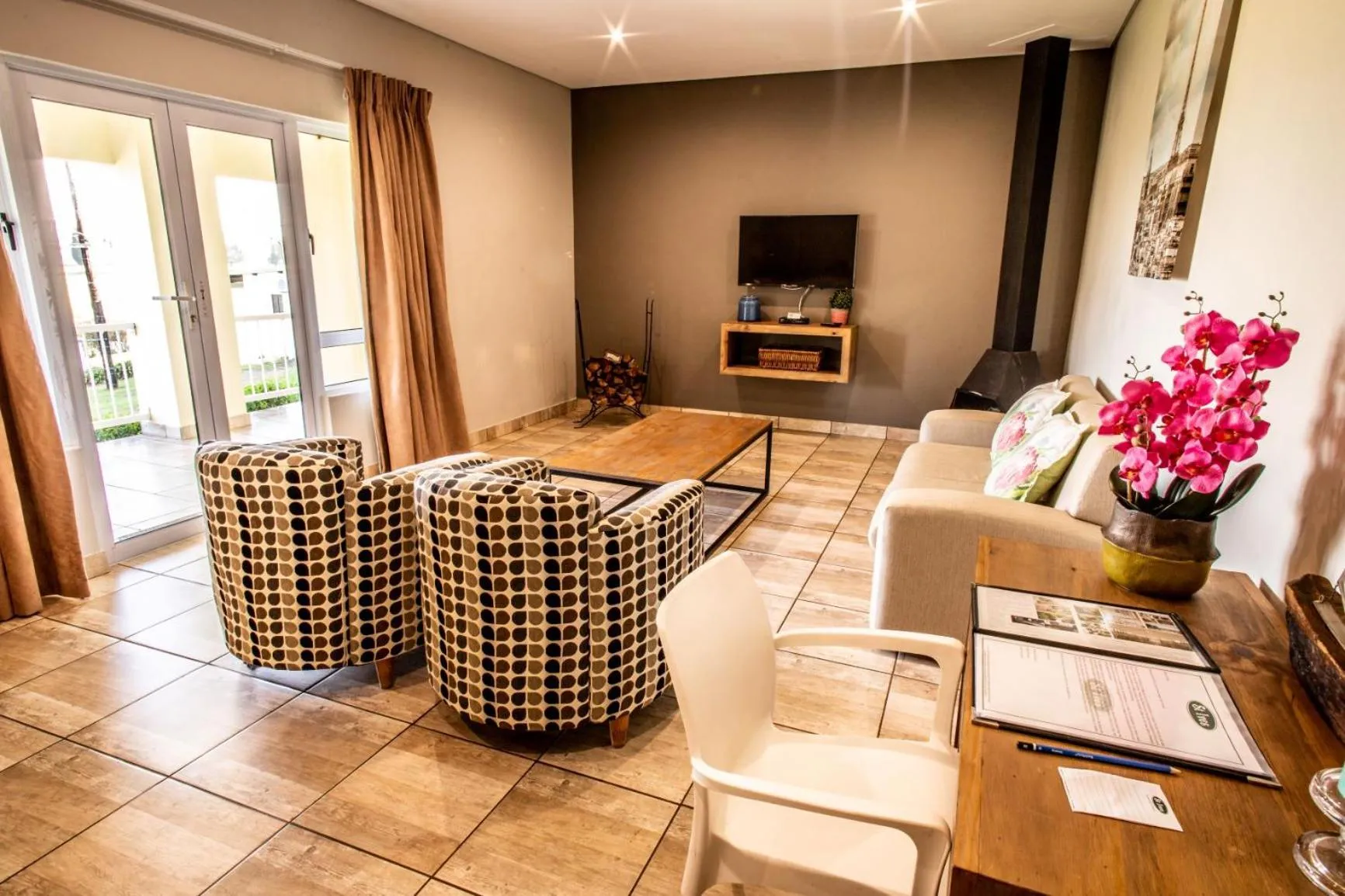 Living room in St Ives Lodge