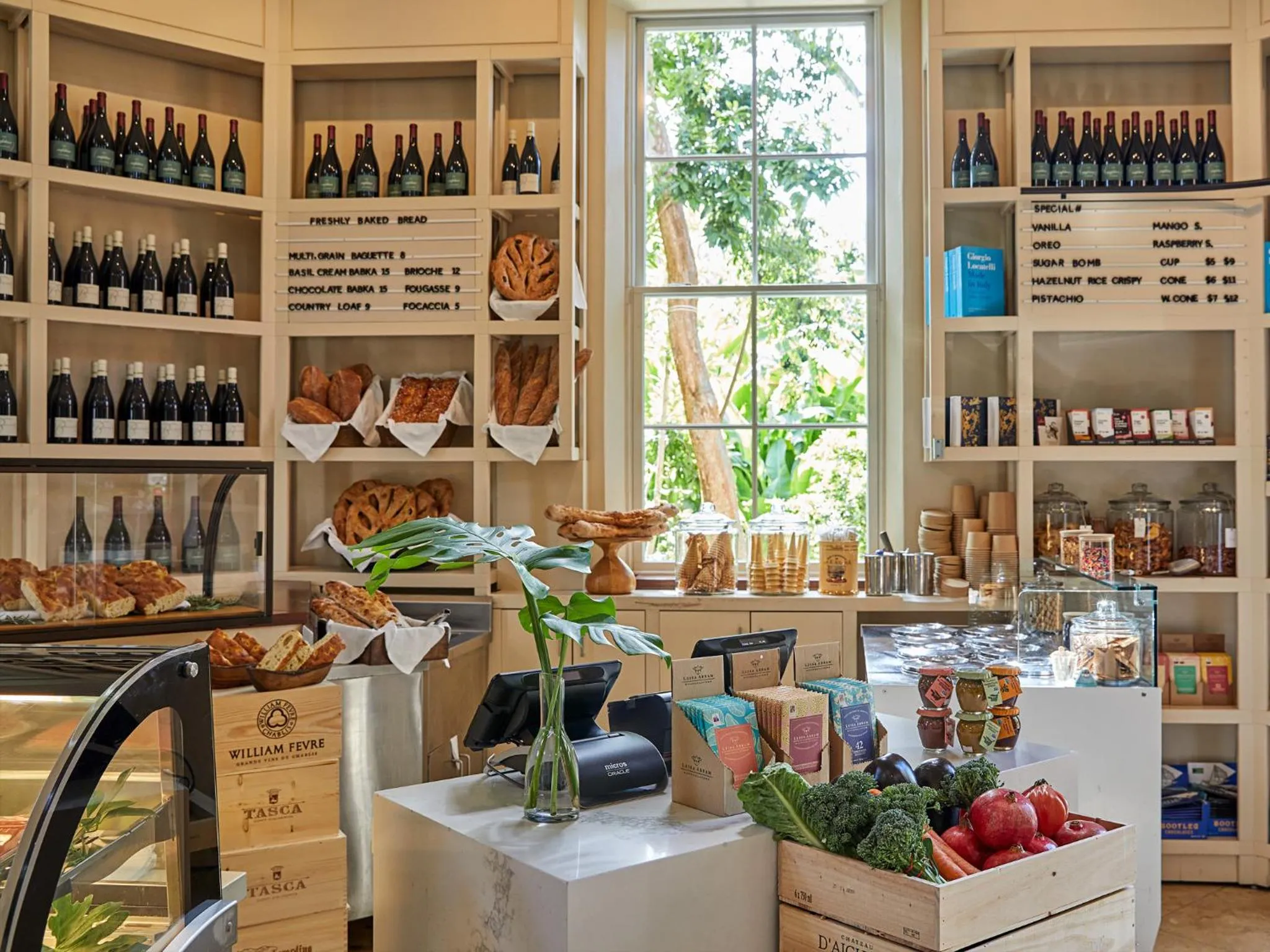 Supermarket/grocery shop in The Island House