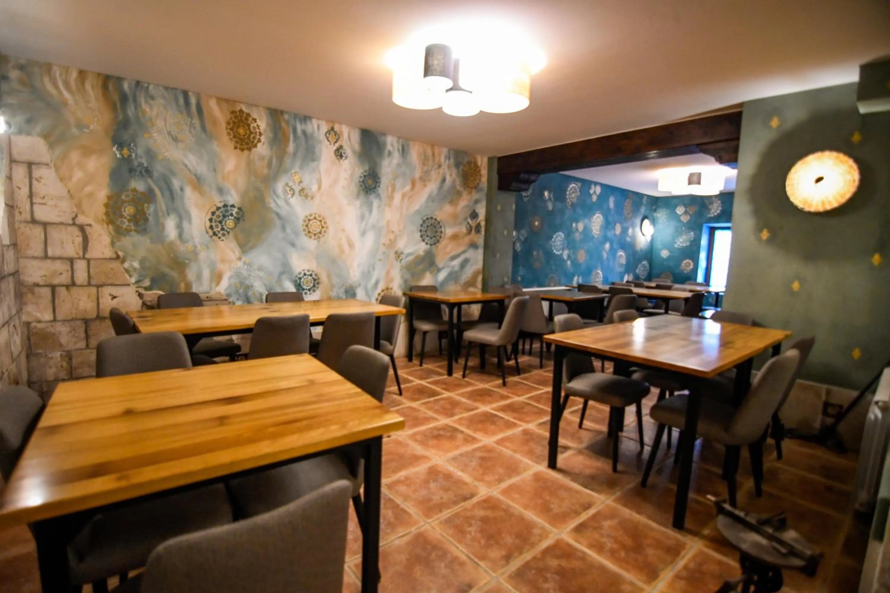 Restaurant/places to eat in La Cachava