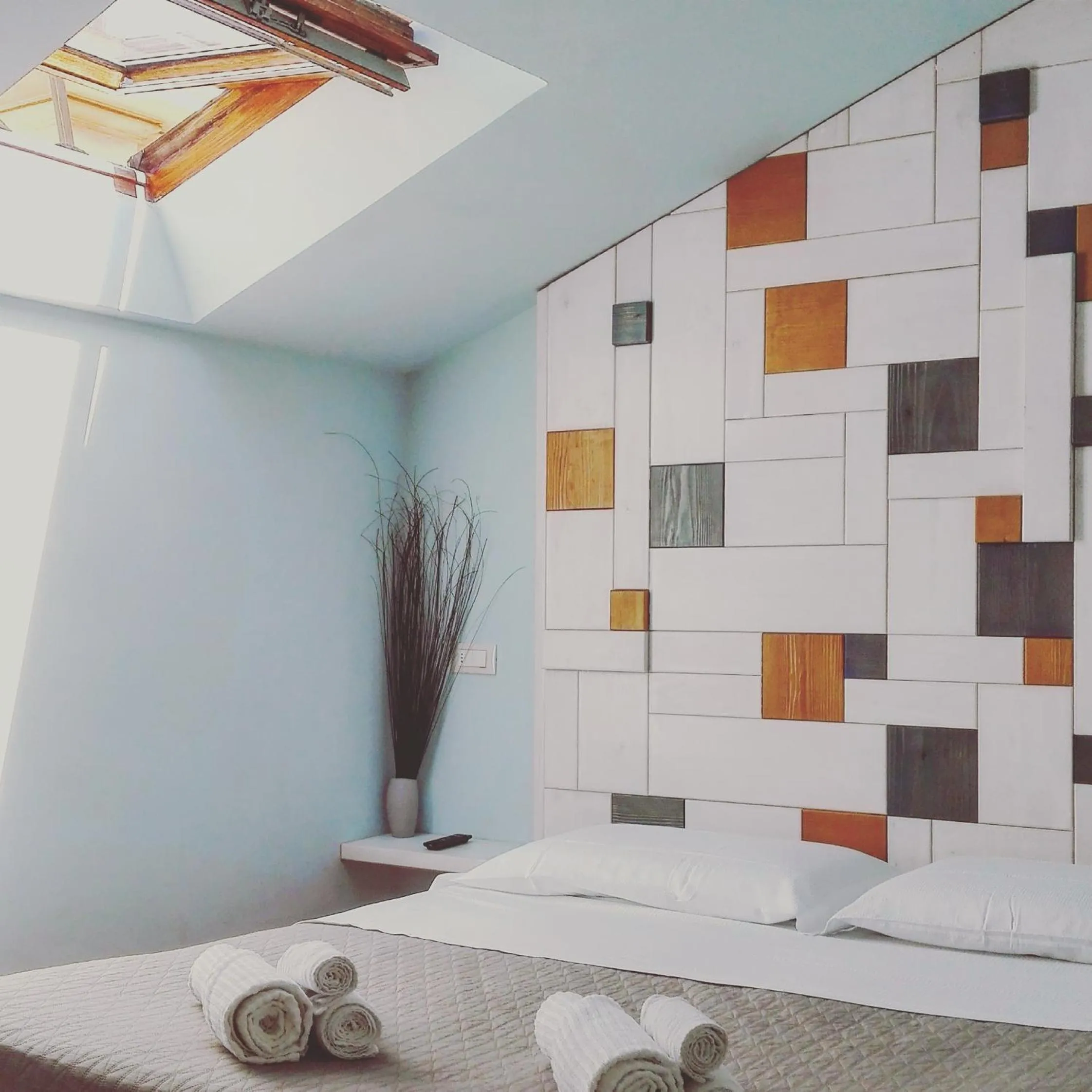 Photo of the whole room in Largo Fileni 7