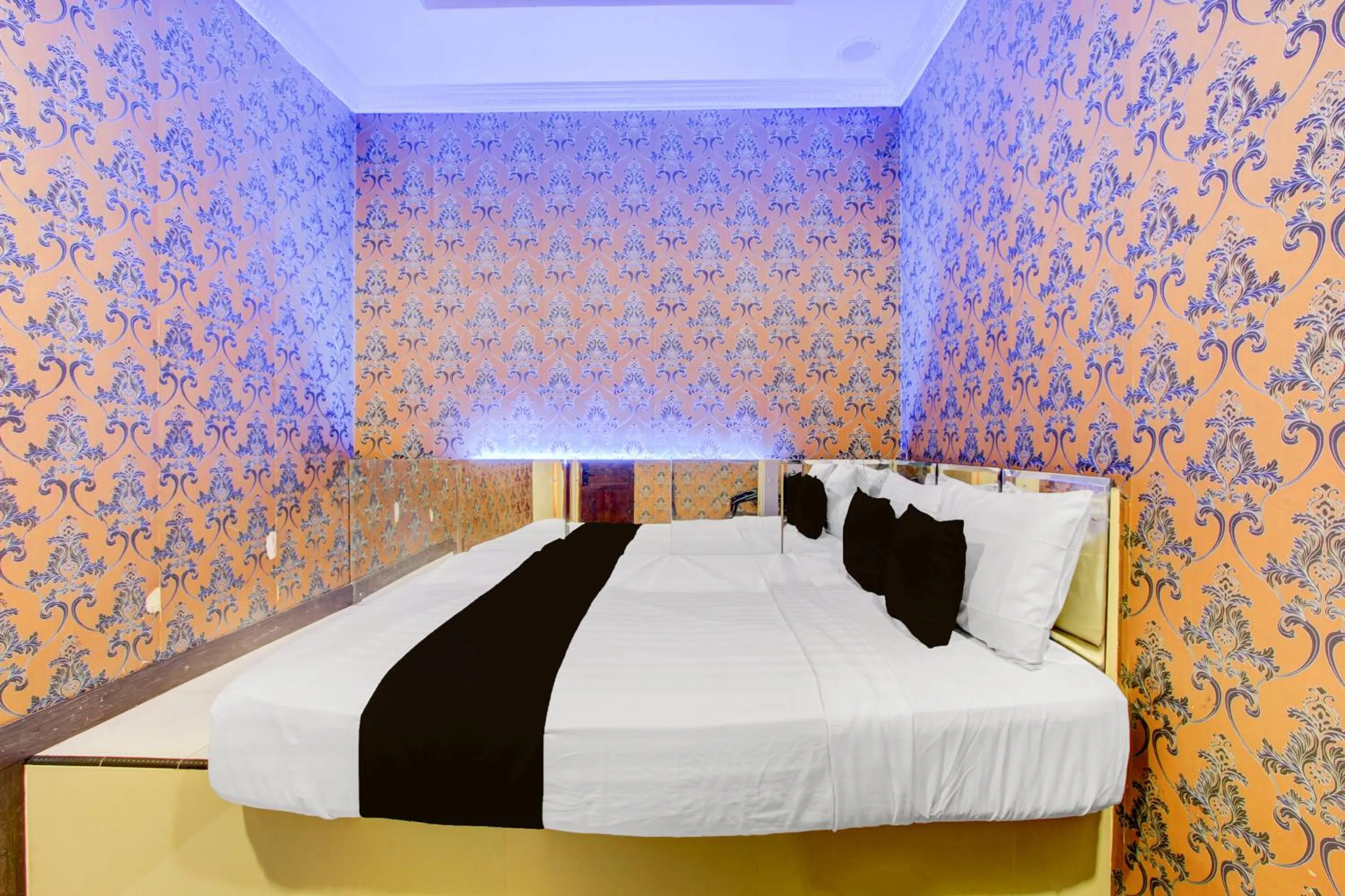 Bedroom, Bed in Collection O near Maguwoharjo Stadium formerly Graha Ngaso