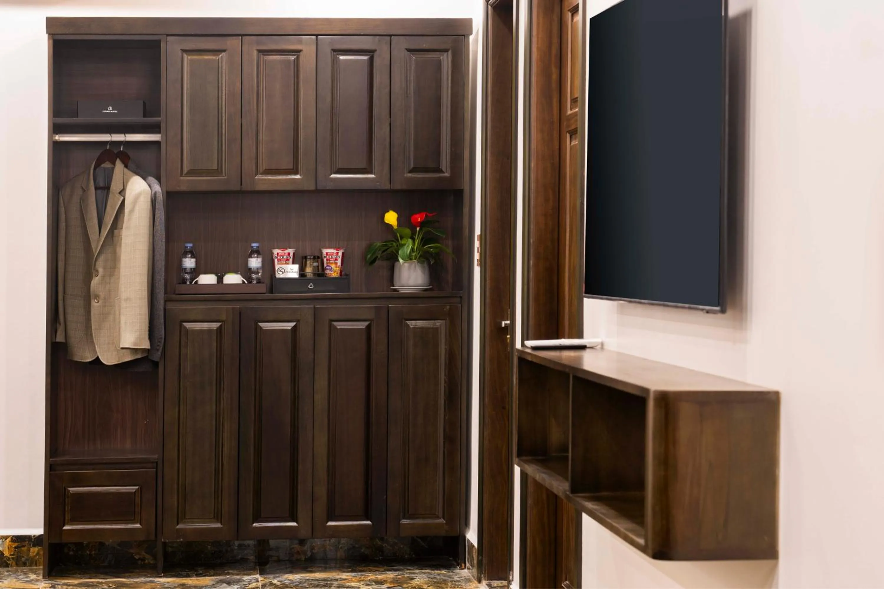 kitchen in Hai An Hotel Suites Ha Noi