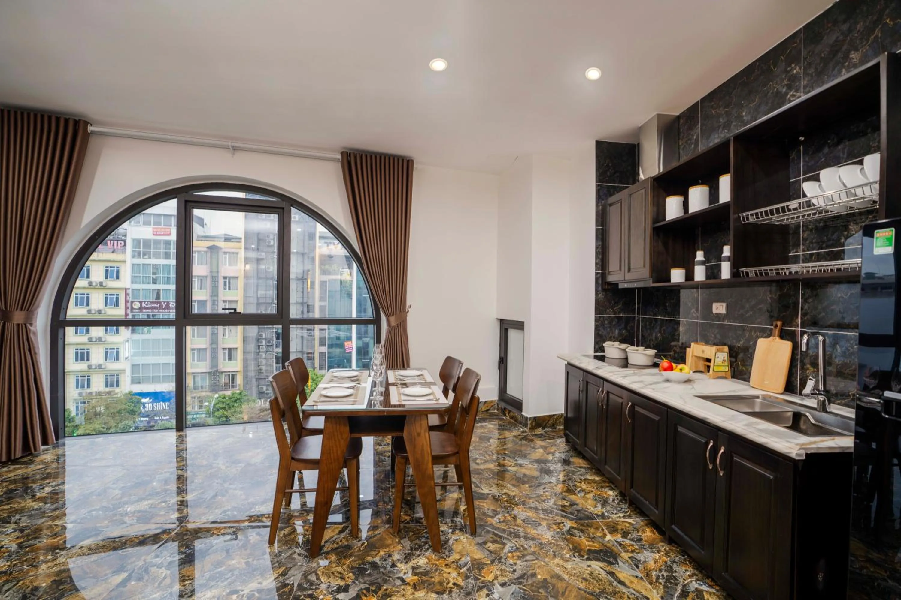 Dining area in Hai An Hotel Suites Ha Noi