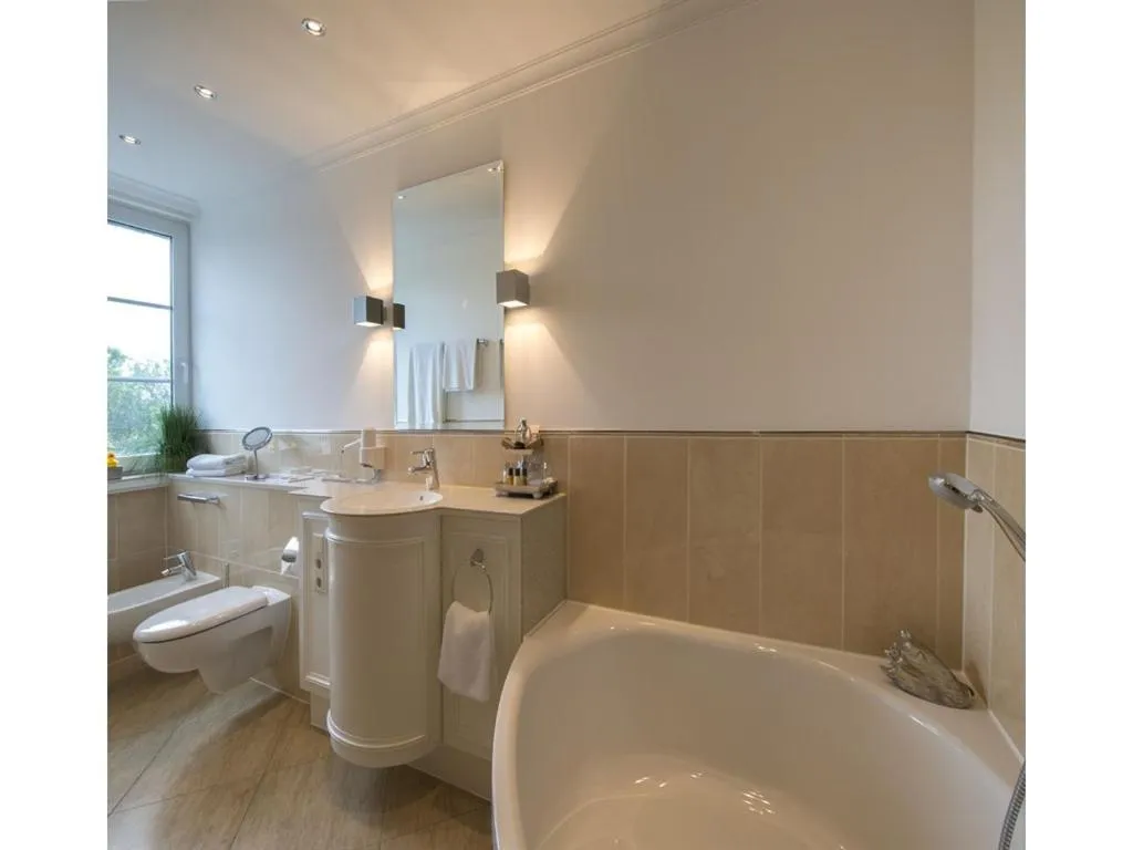 Bathroom in Ententurm - Hotel und Eventlocation
