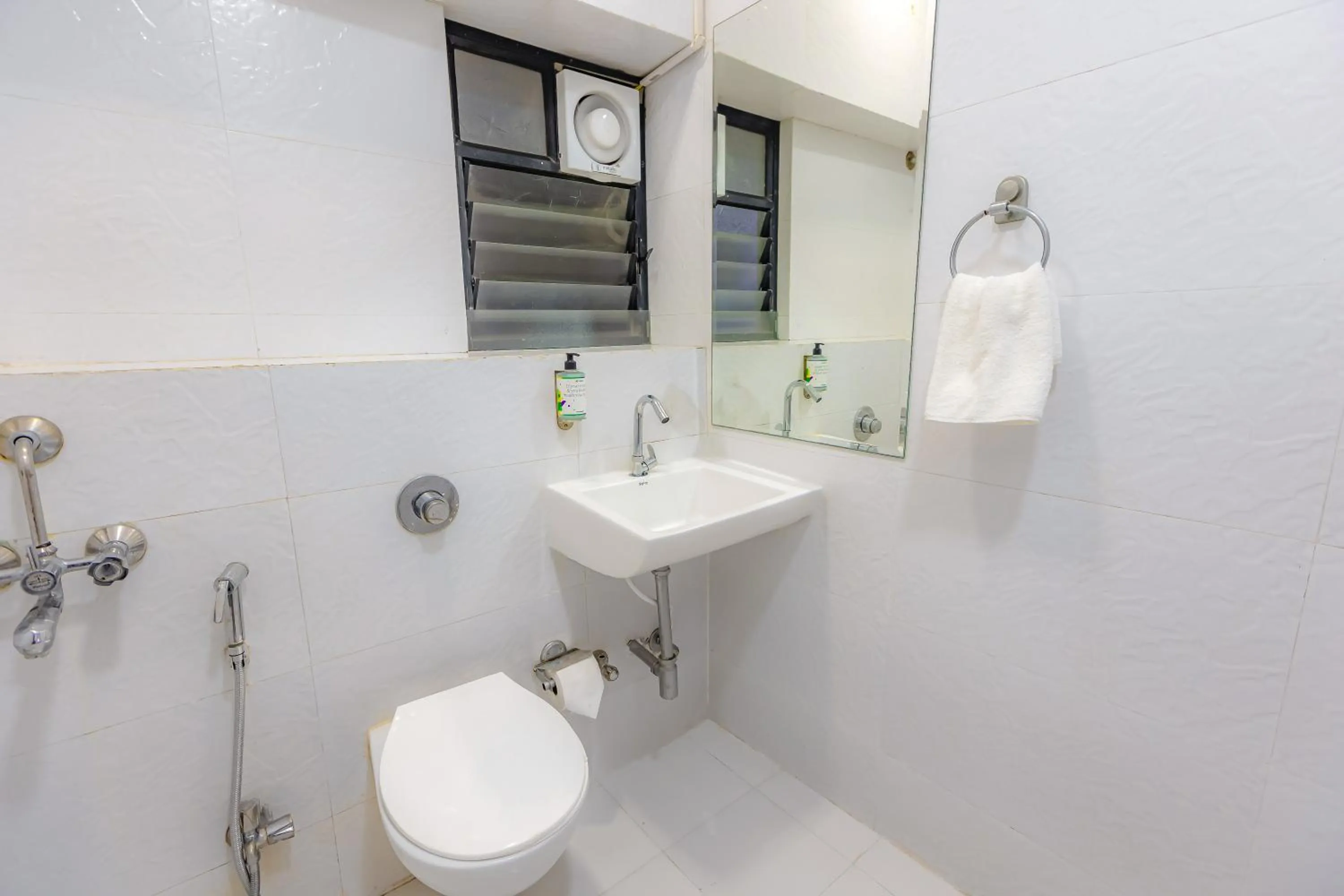 Bathroom in Treebo Shembekars Inn